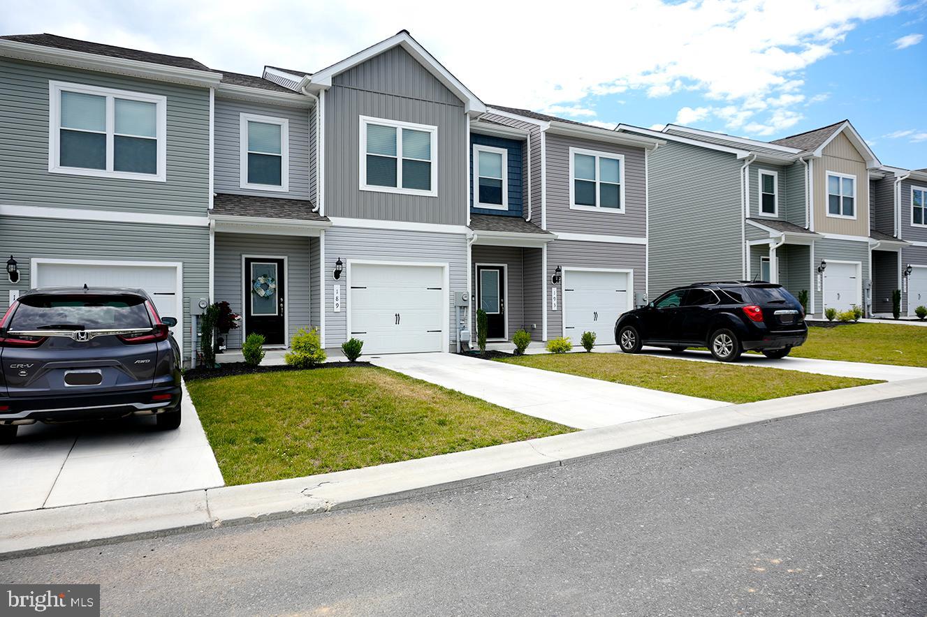 HOMEPLACE AT RIVERSIDE - Residential