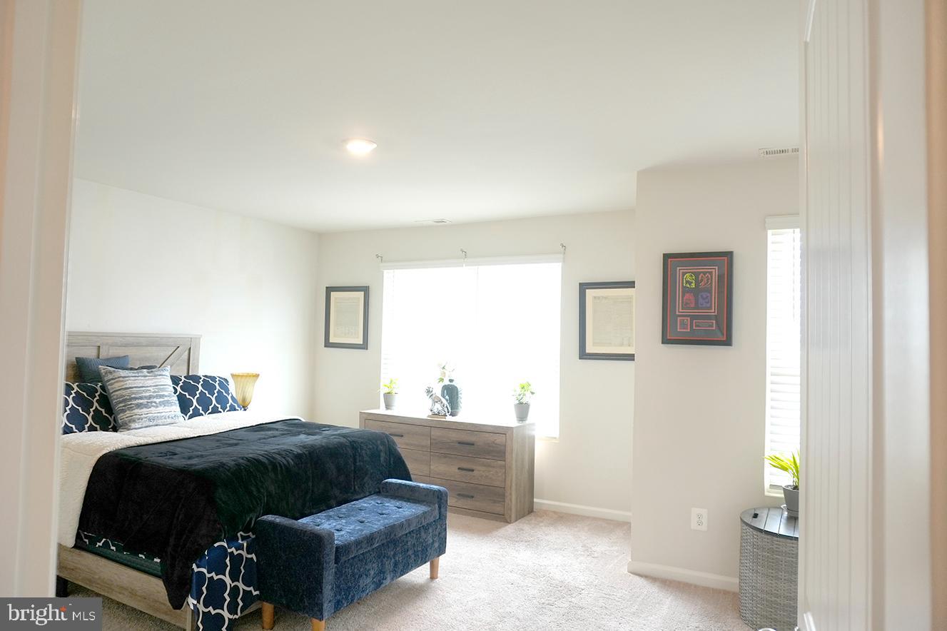 HOMEPLACE AT RIVERSIDE - Residential