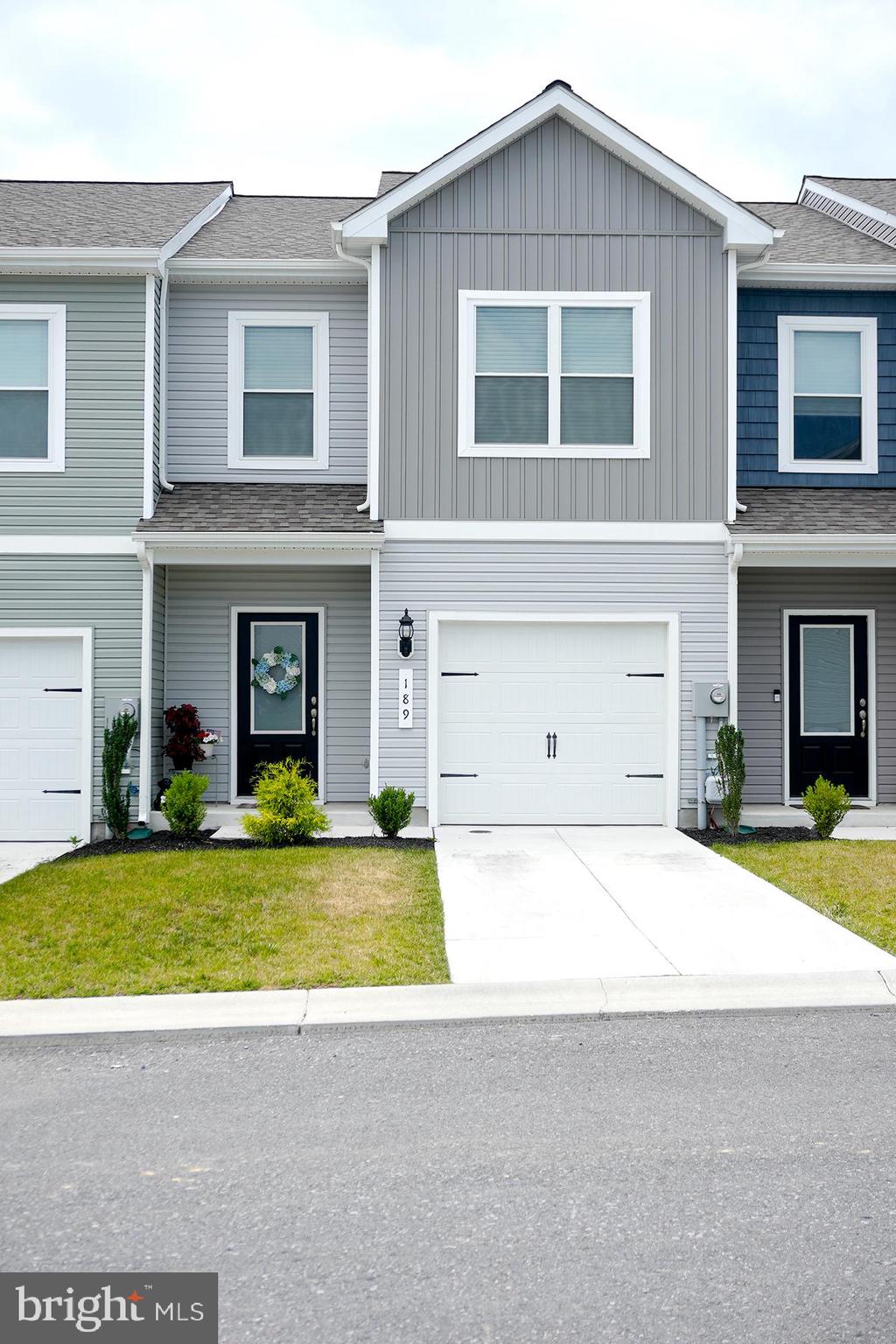 HOMEPLACE AT RIVERSIDE - Residential