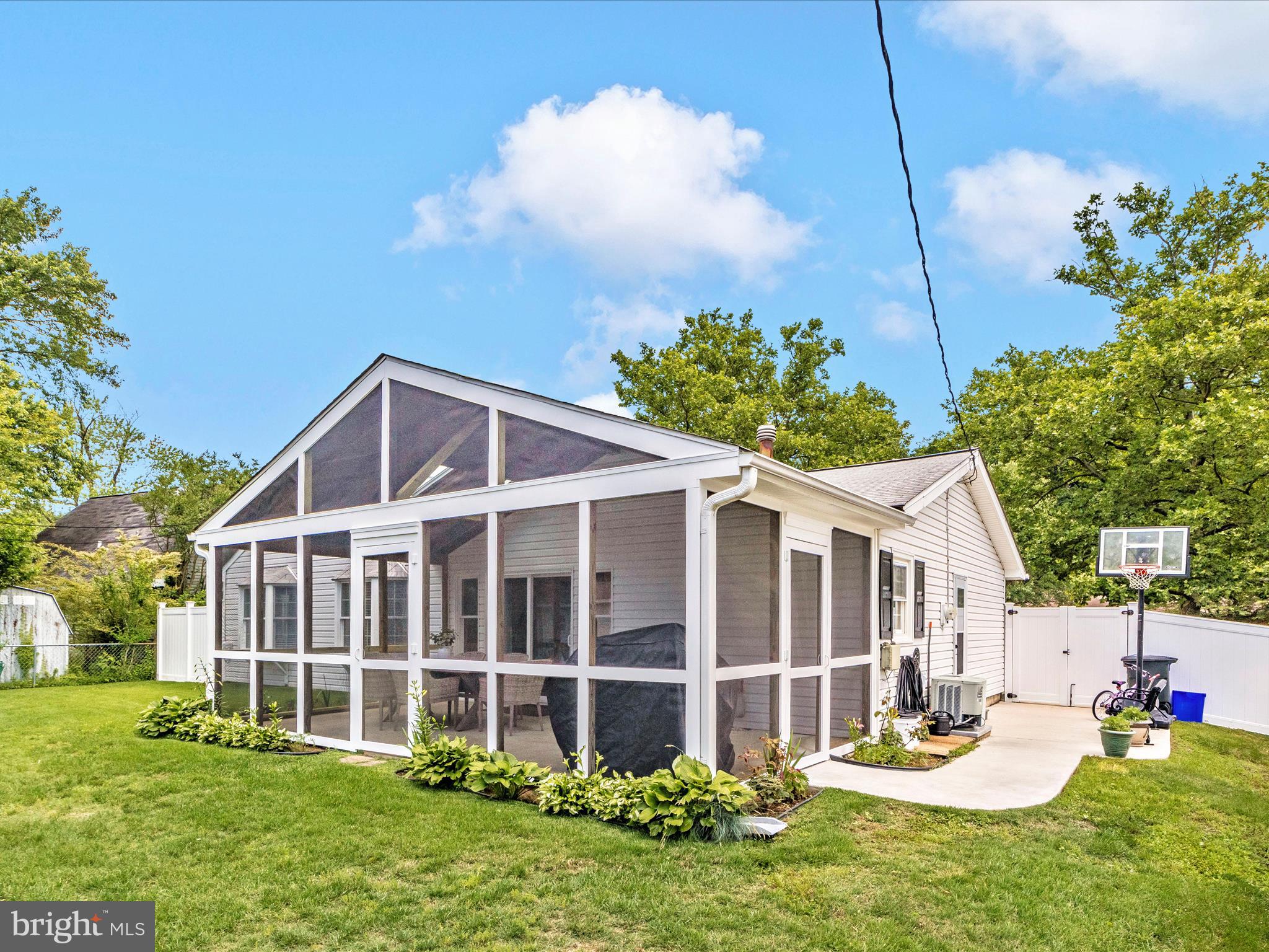 SOMERSET AT BELAIR - Residential