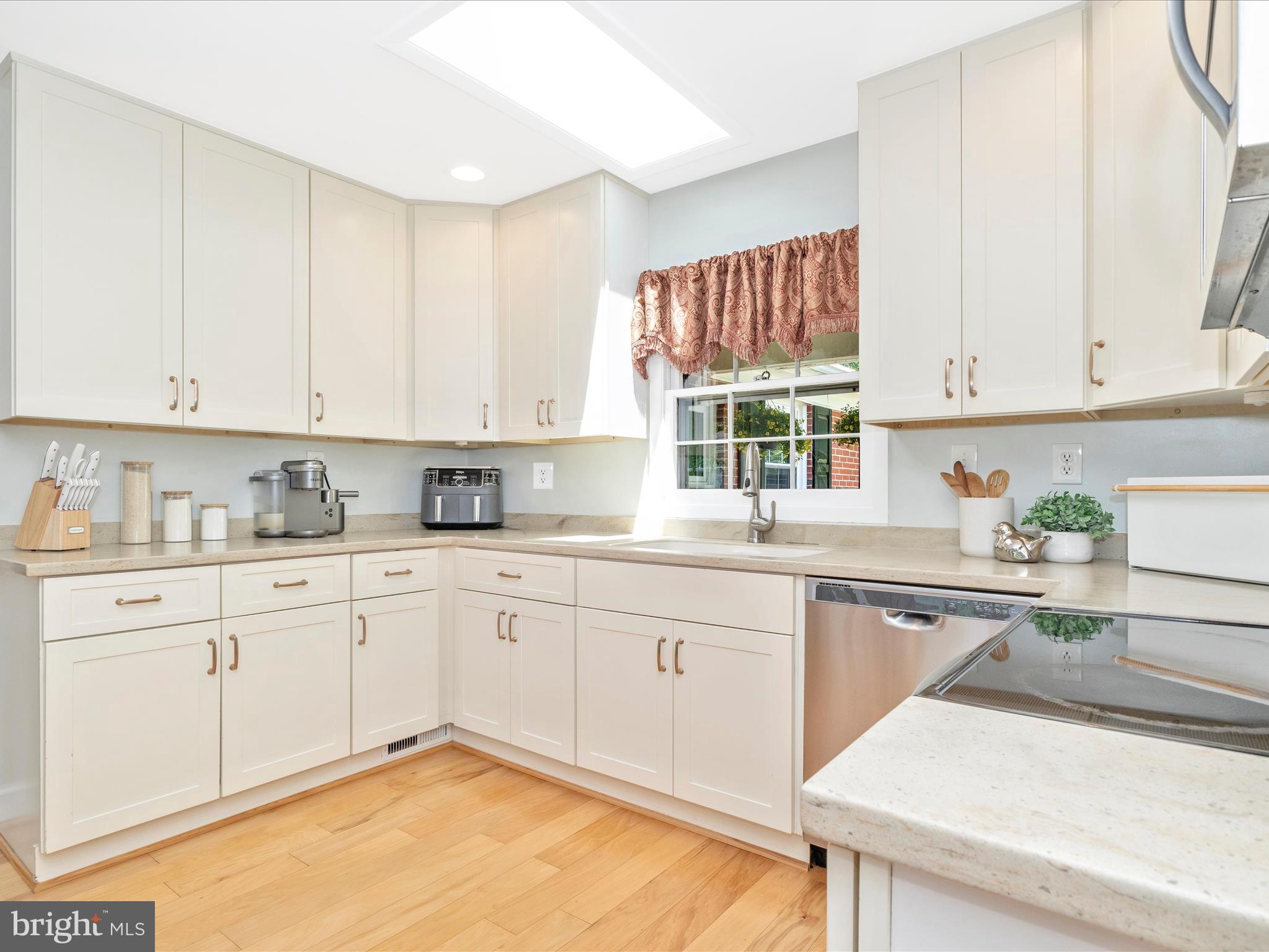 SOMERSET AT BELAIR - Residential