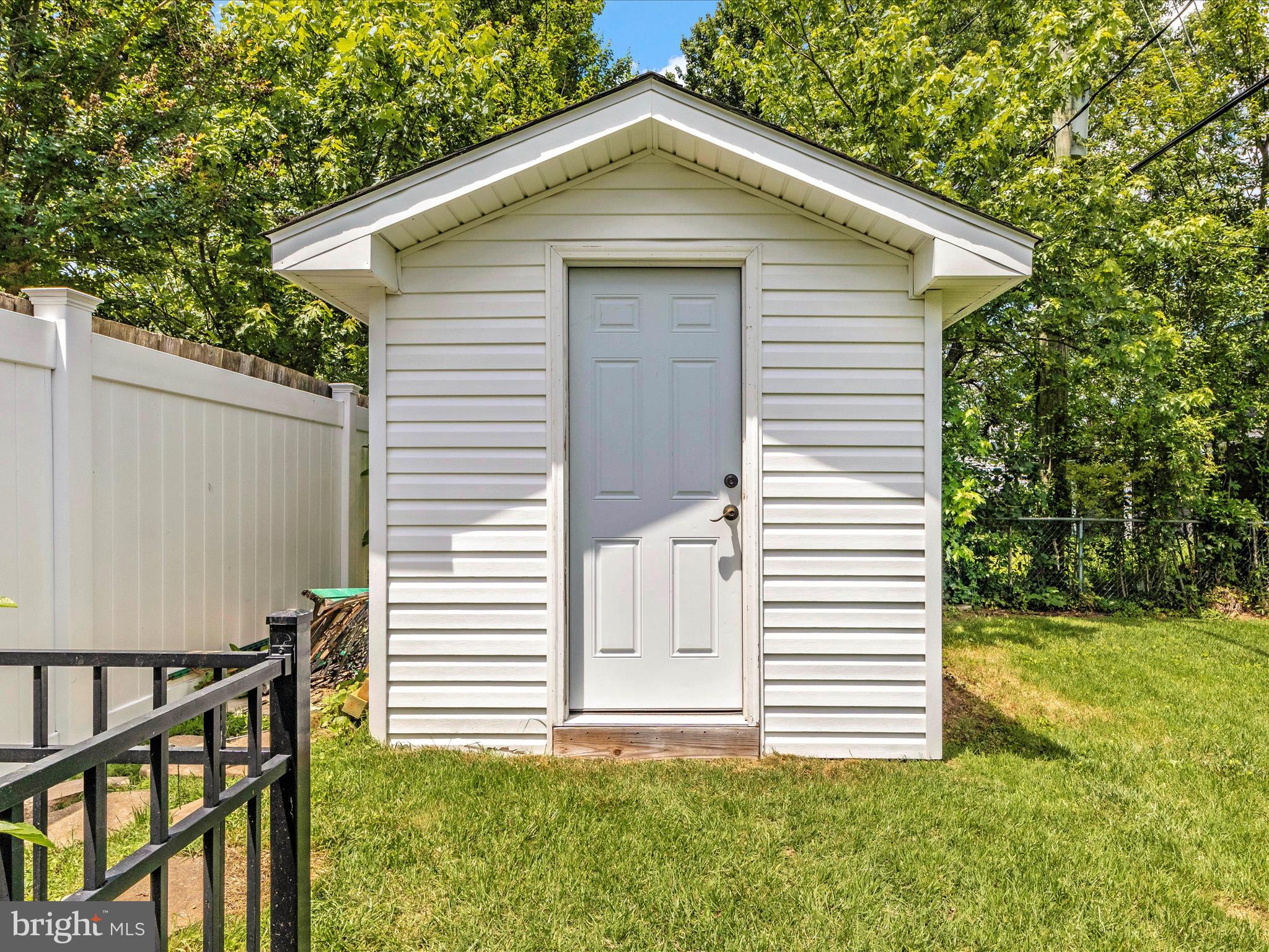 SOMERSET AT BELAIR - Residential