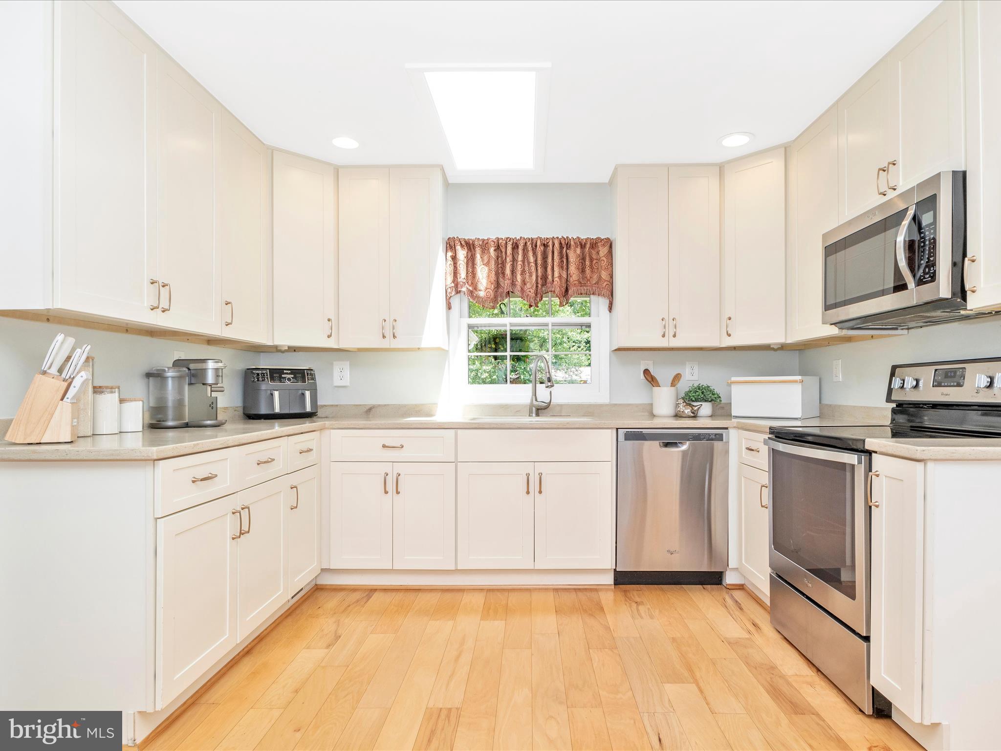 SOMERSET AT BELAIR - Residential