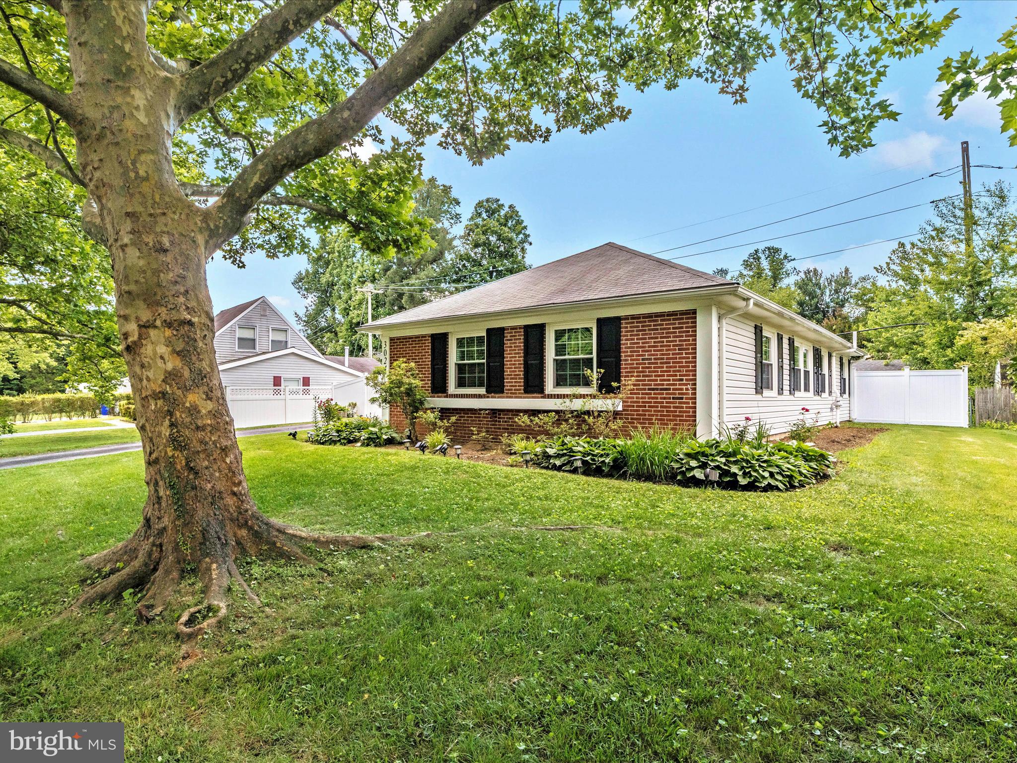 SOMERSET AT BELAIR - Residential