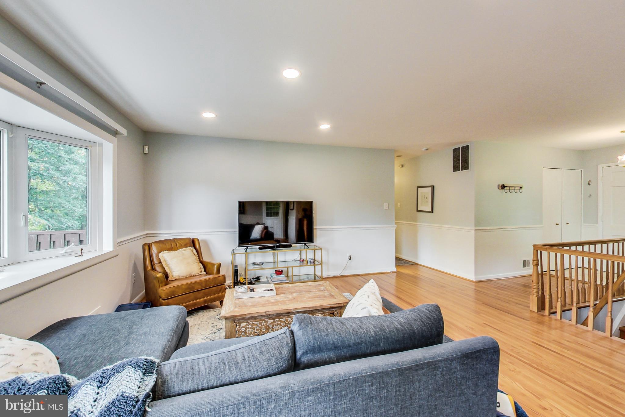 ASPEN HILL PARK - Residential Lease