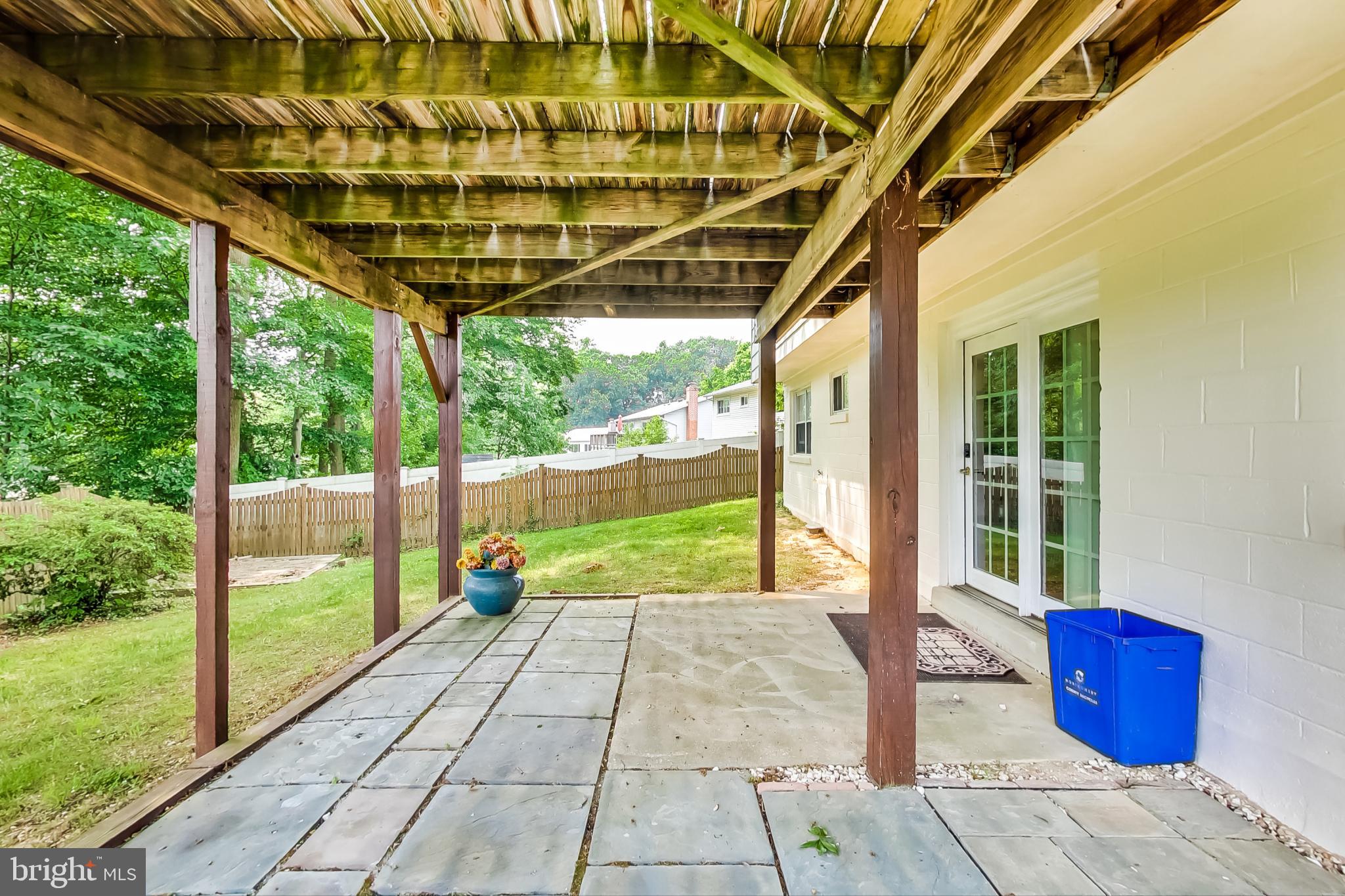 ASPEN HILL PARK - Residential Lease