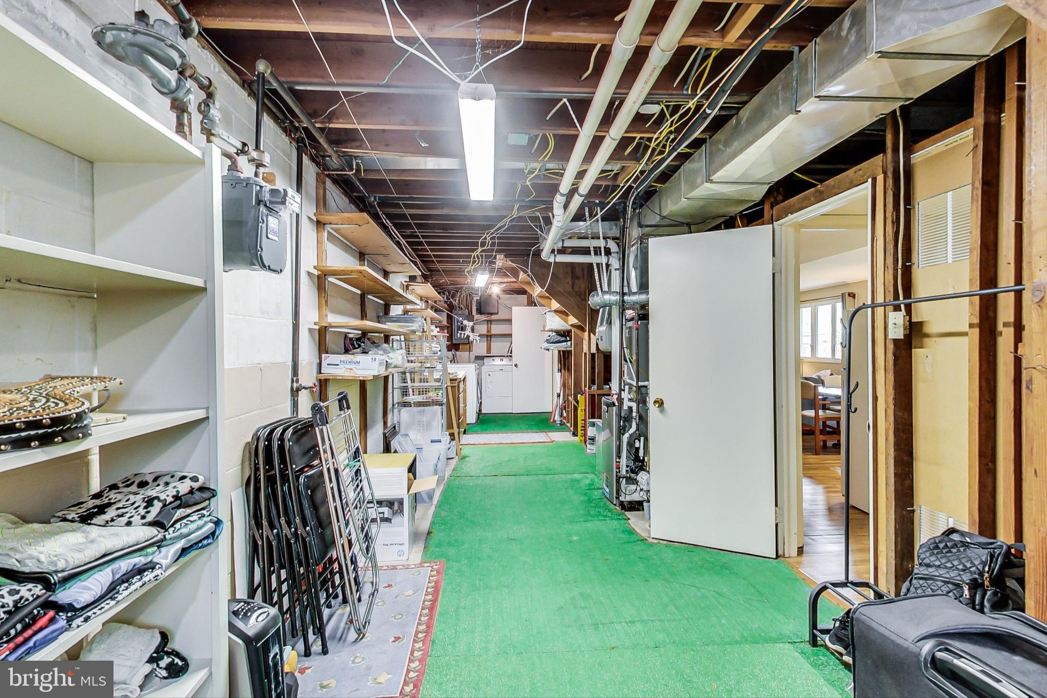 ASPEN HILL PARK - Residential Lease