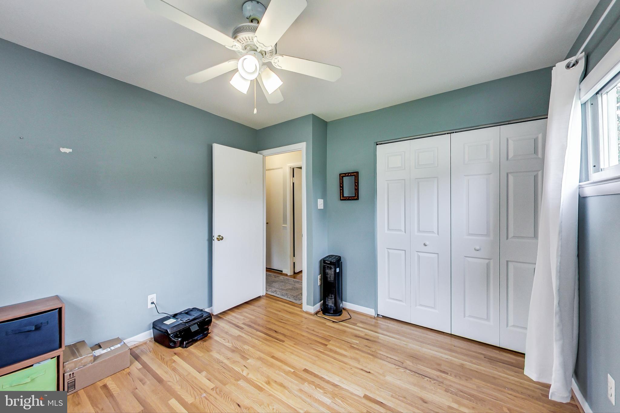 ASPEN HILL PARK - Residential Lease