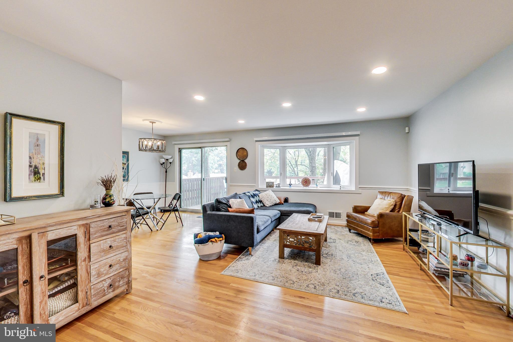 ASPEN HILL PARK - Residential Lease