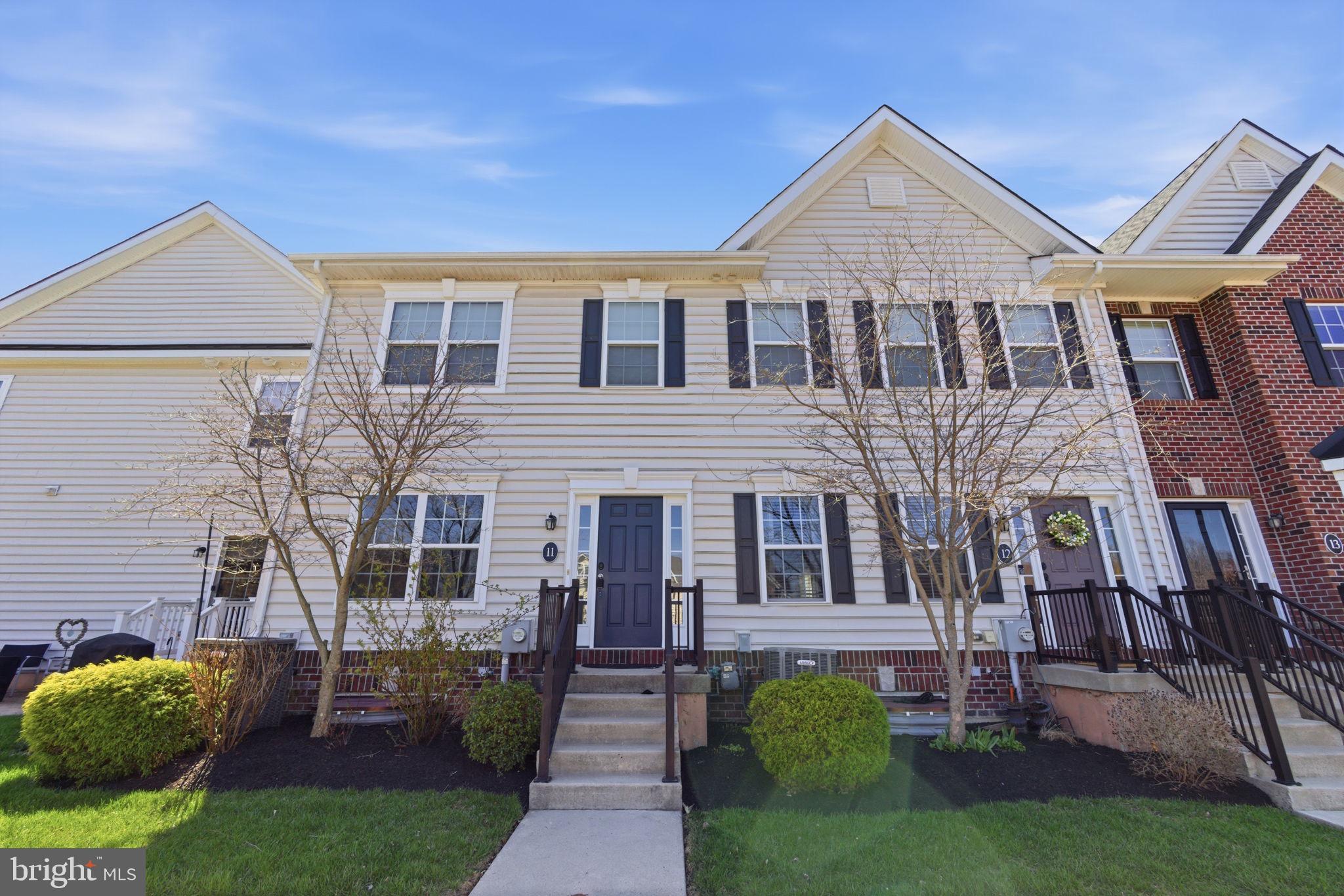 CARRIAGE HILL - Residential