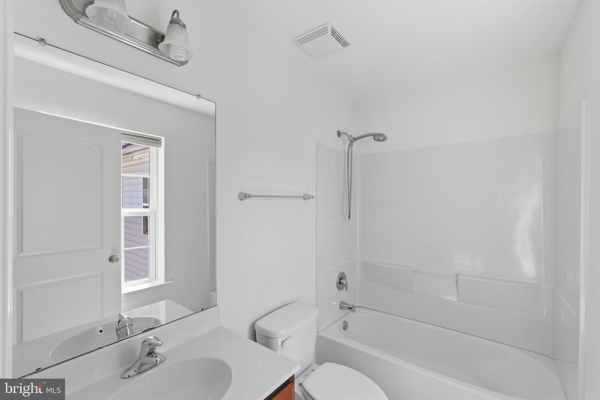 CARRIAGE HILL - Residential