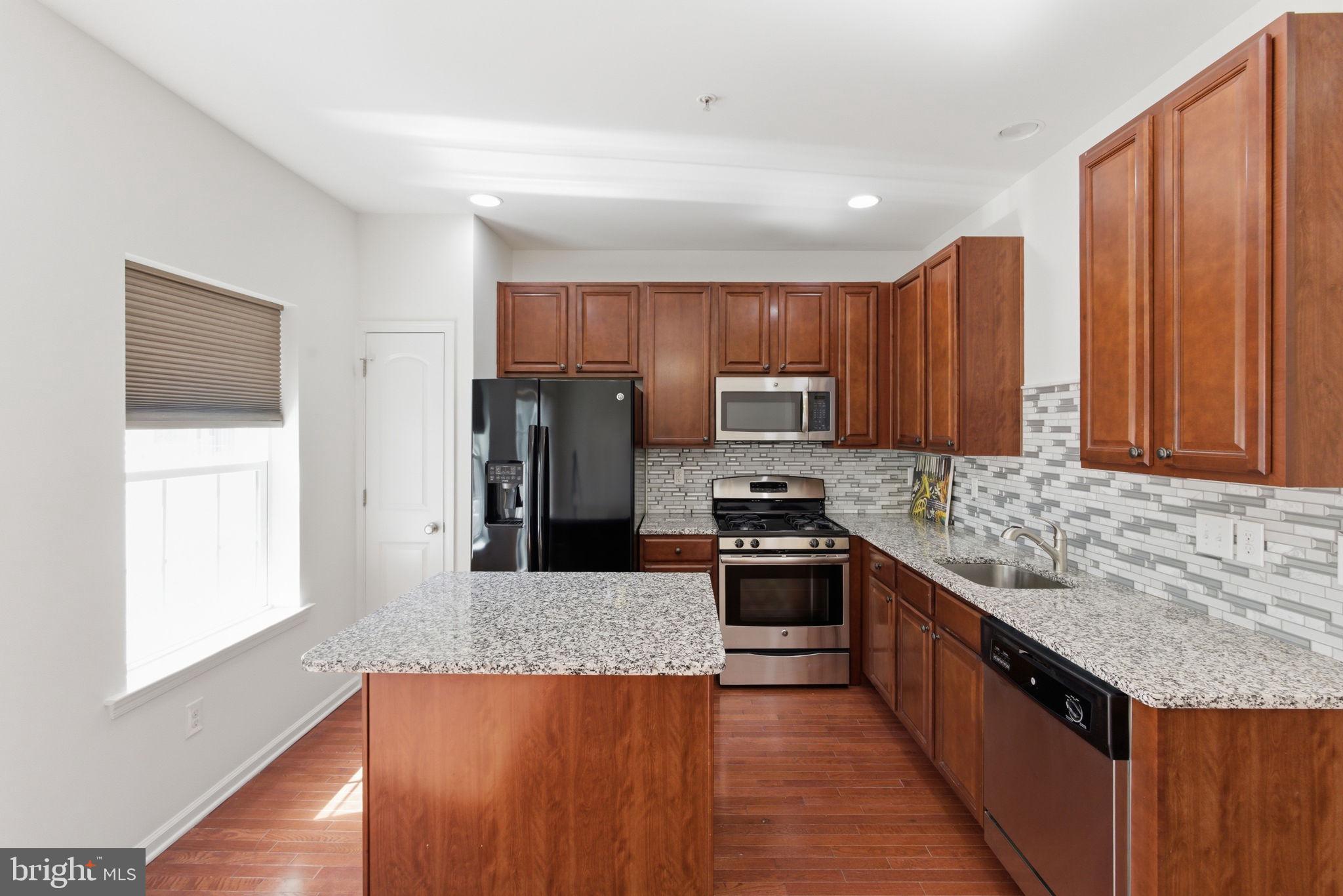 CARRIAGE HILL - Residential