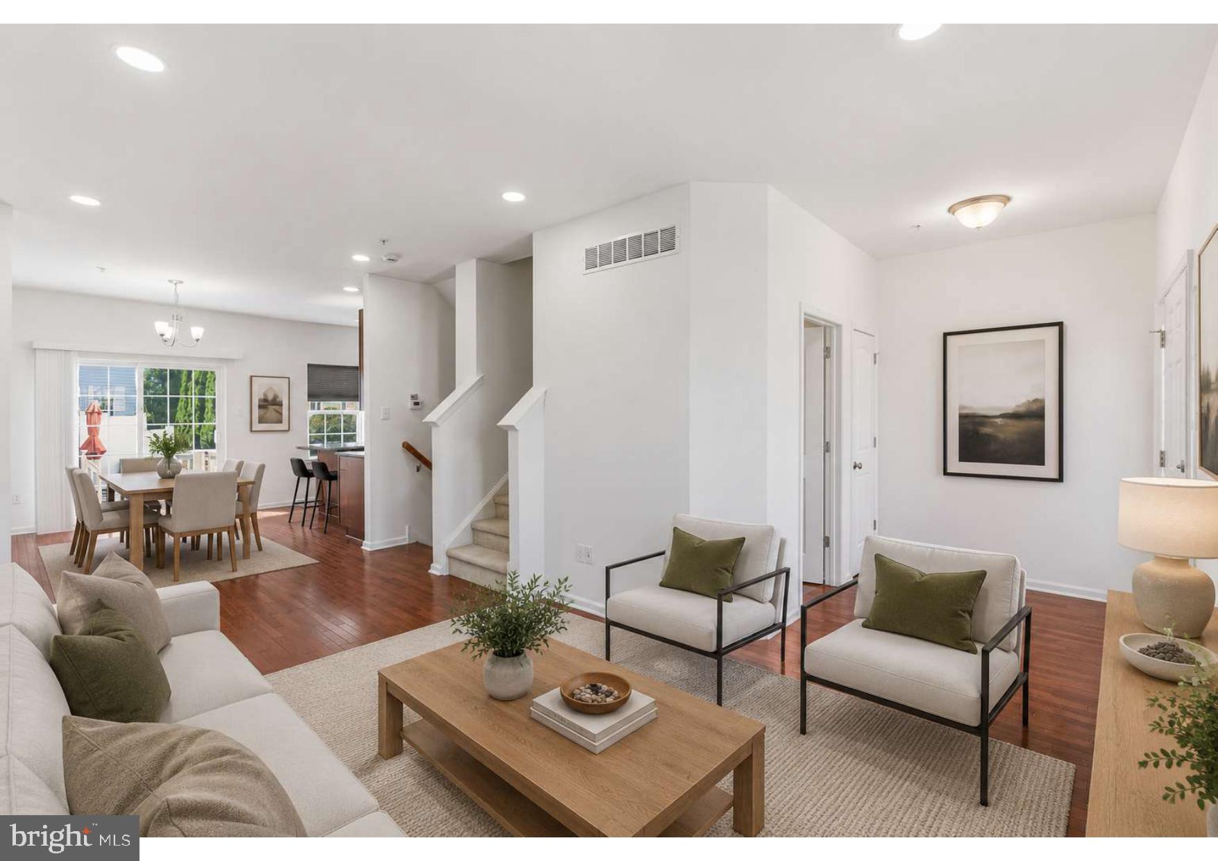 CARRIAGE HILL - Residential