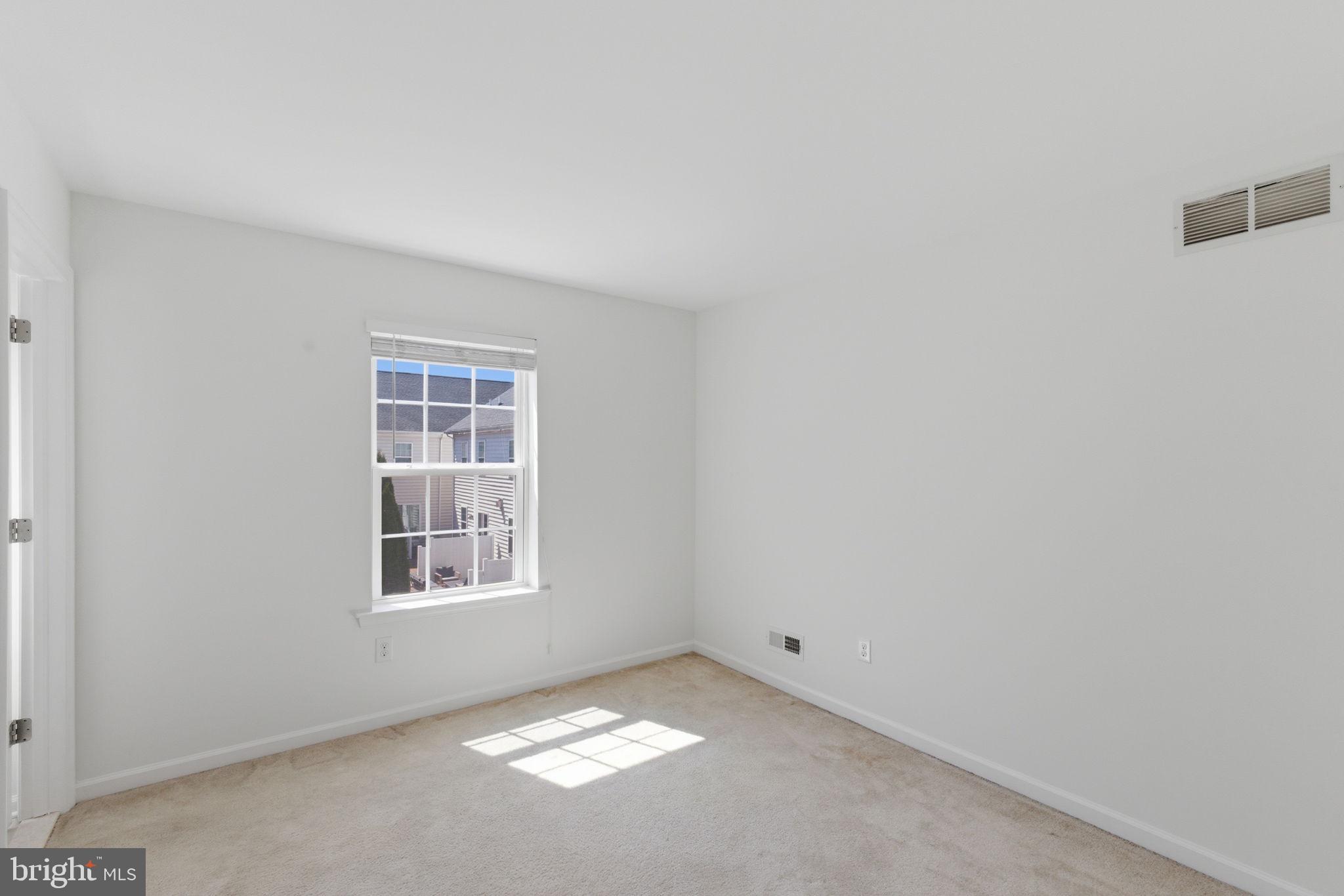 CARRIAGE HILL - Residential