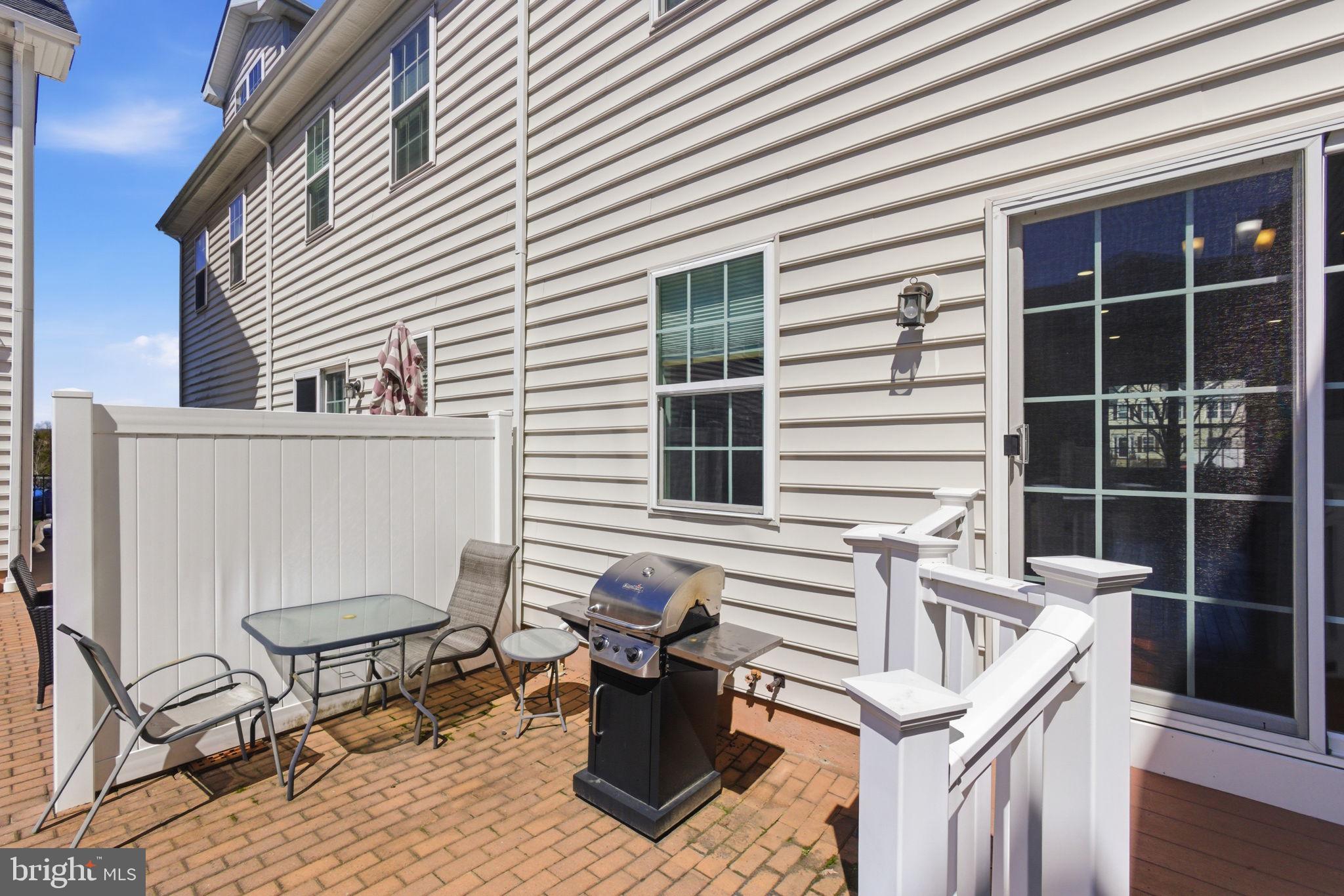 CARRIAGE HILL - Residential