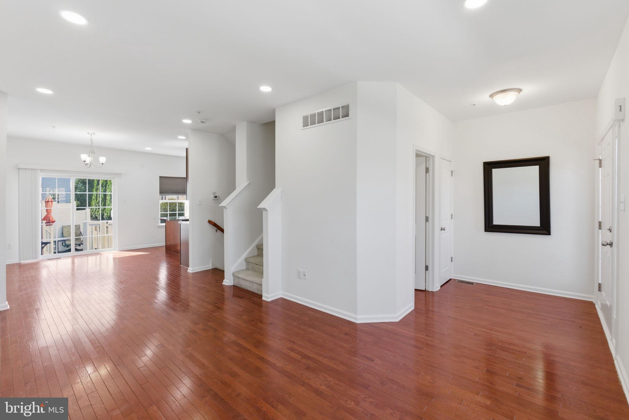 CARRIAGE HILL - Residential