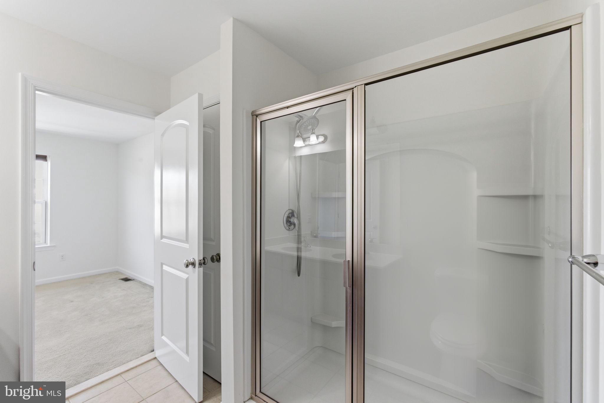 CARRIAGE HILL - Residential