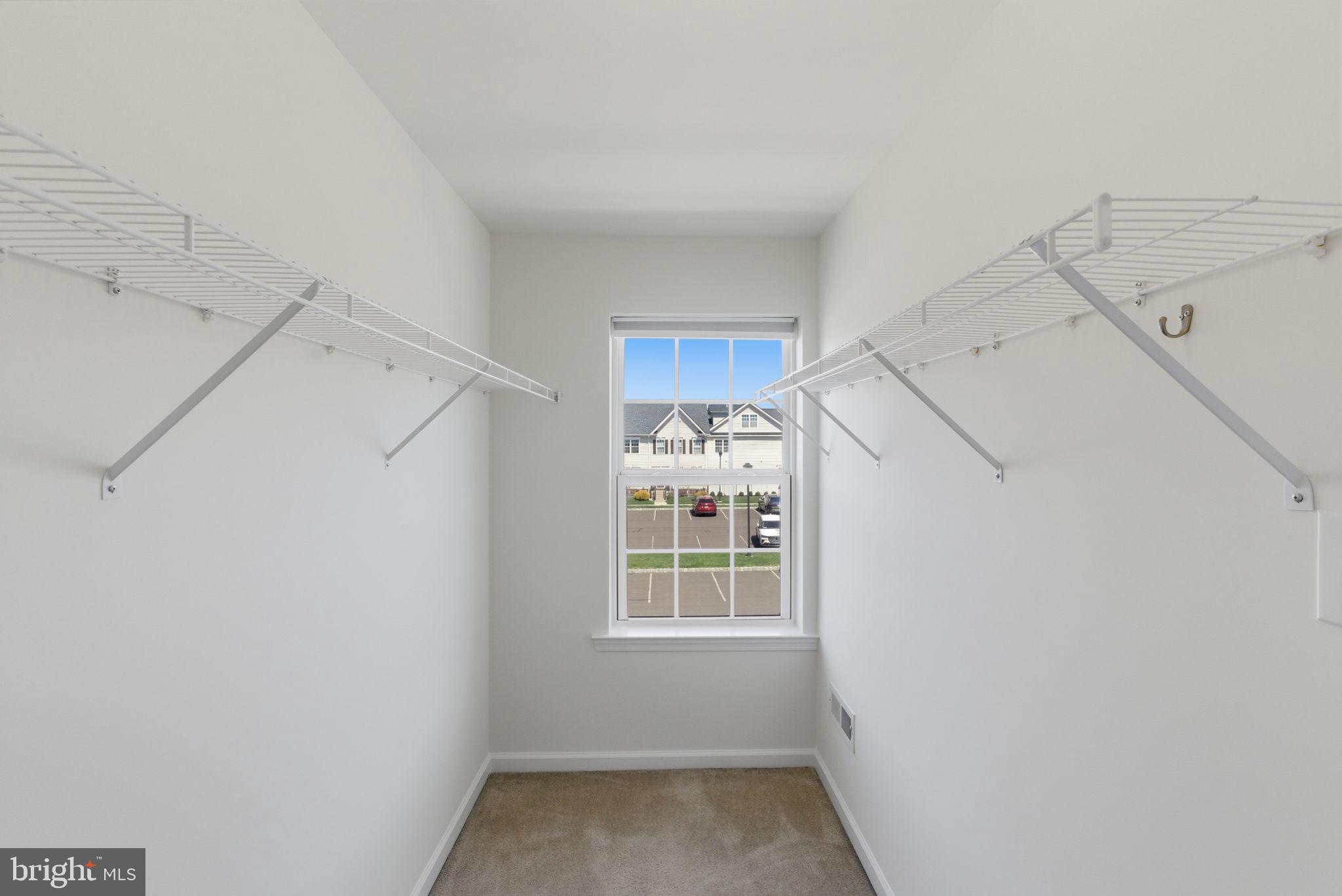 CARRIAGE HILL - Residential