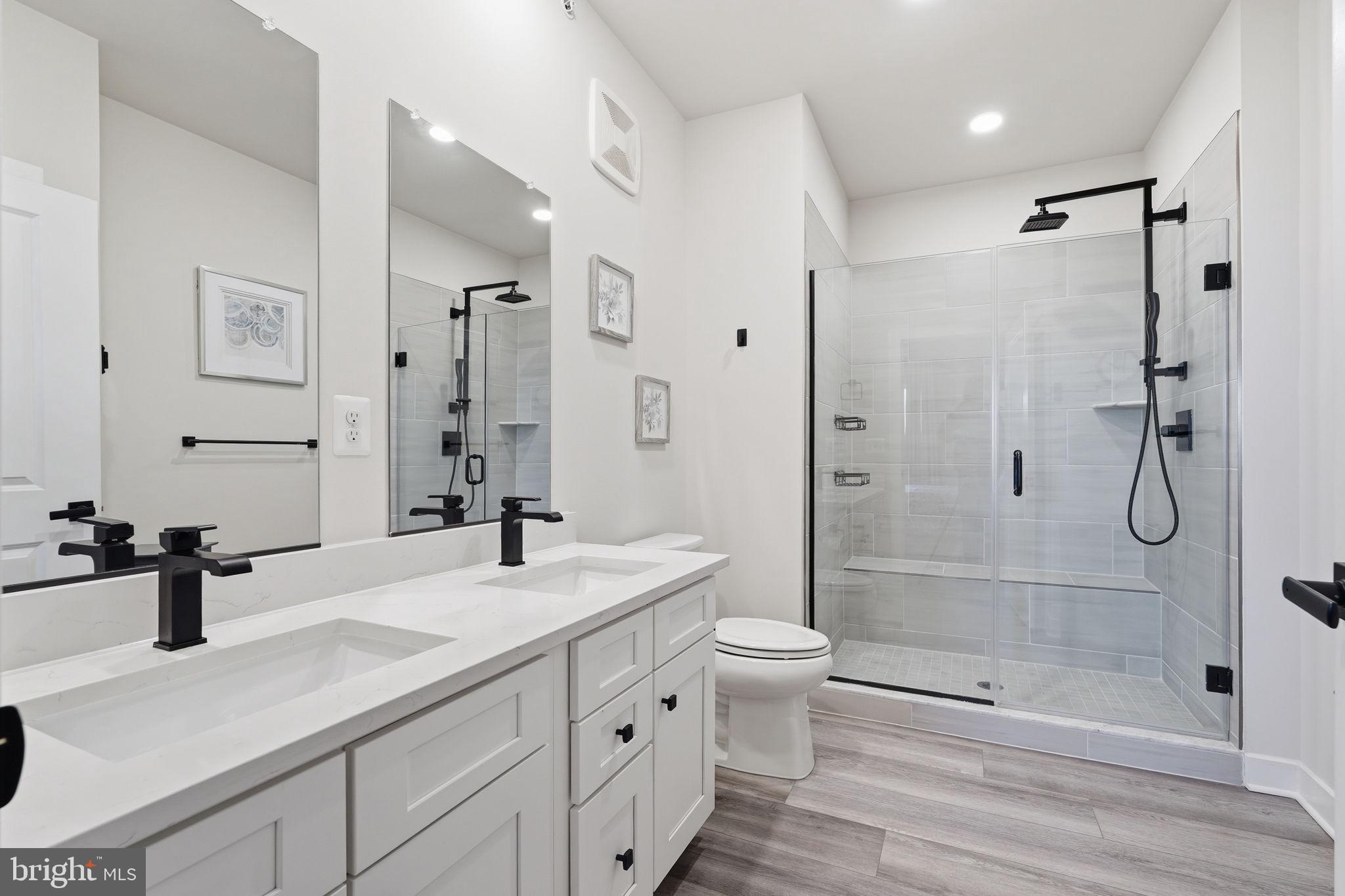 WOODLAND PARK - Residential