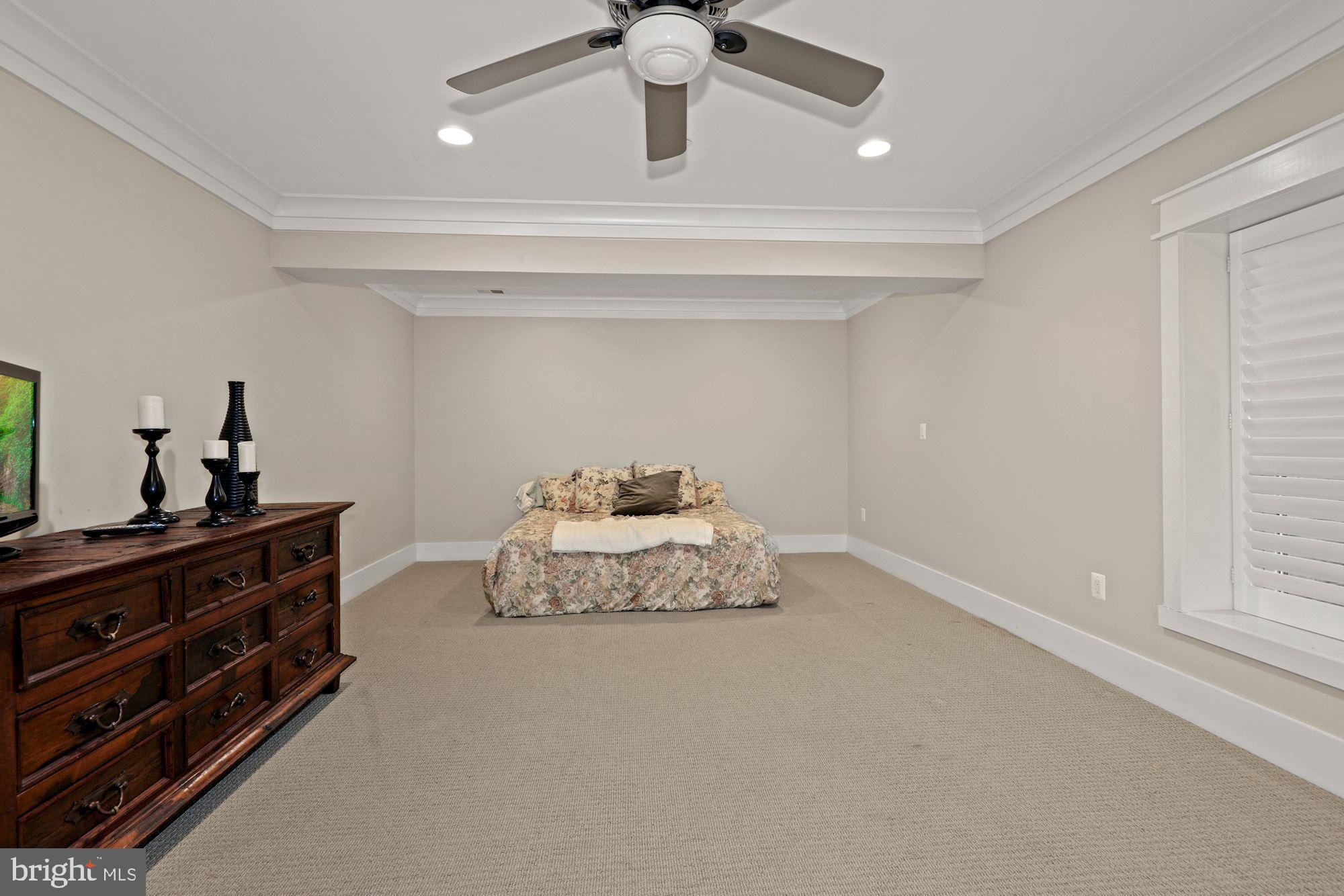 HILLMEAD - Residential