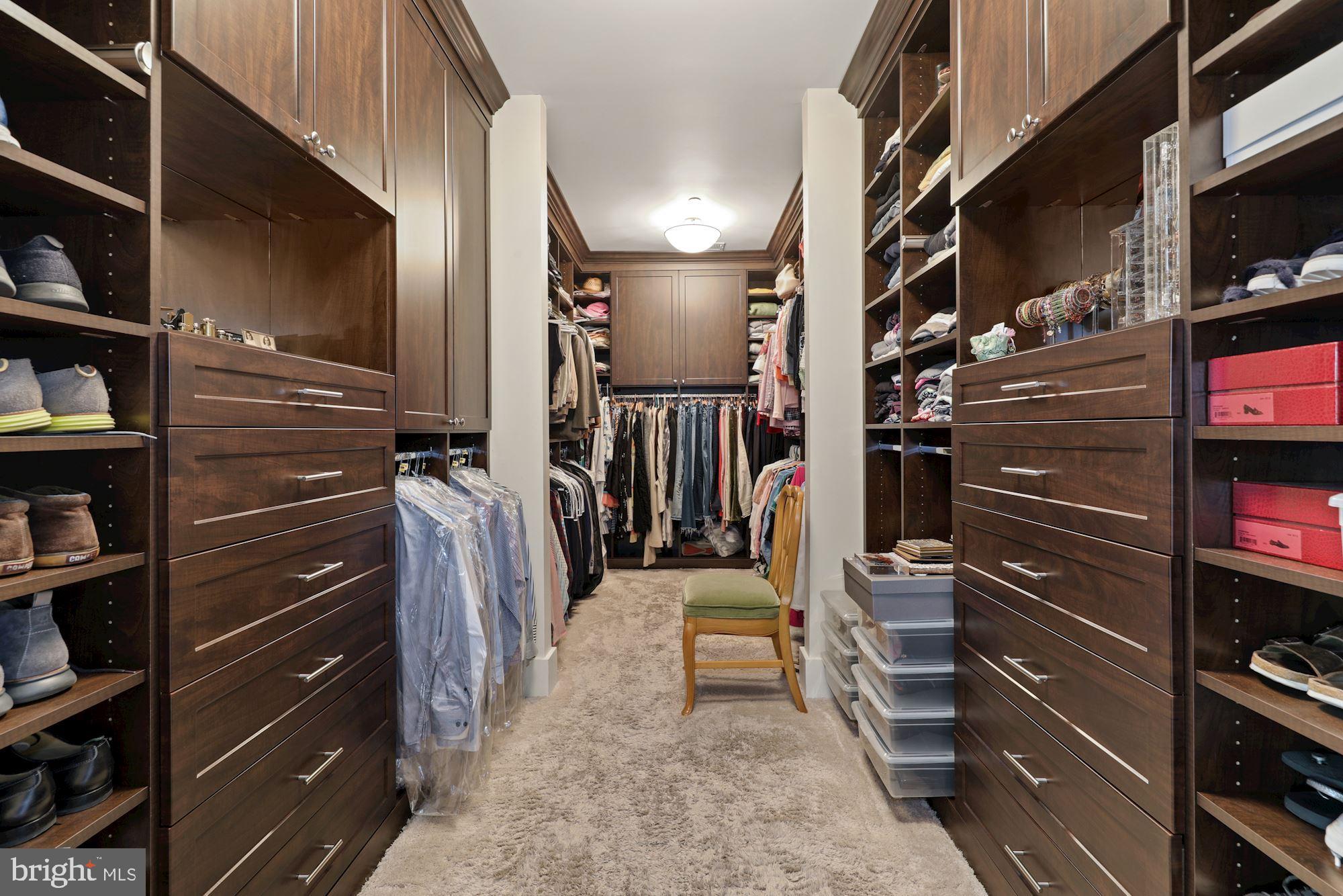 HILLMEAD - Residential