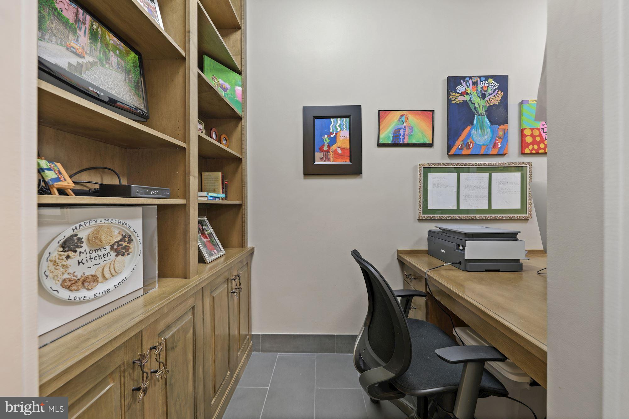 HILLMEAD - Residential