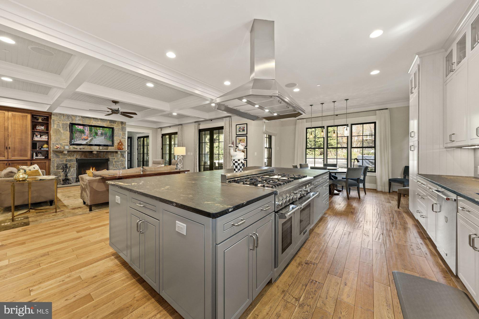 HILLMEAD - Residential