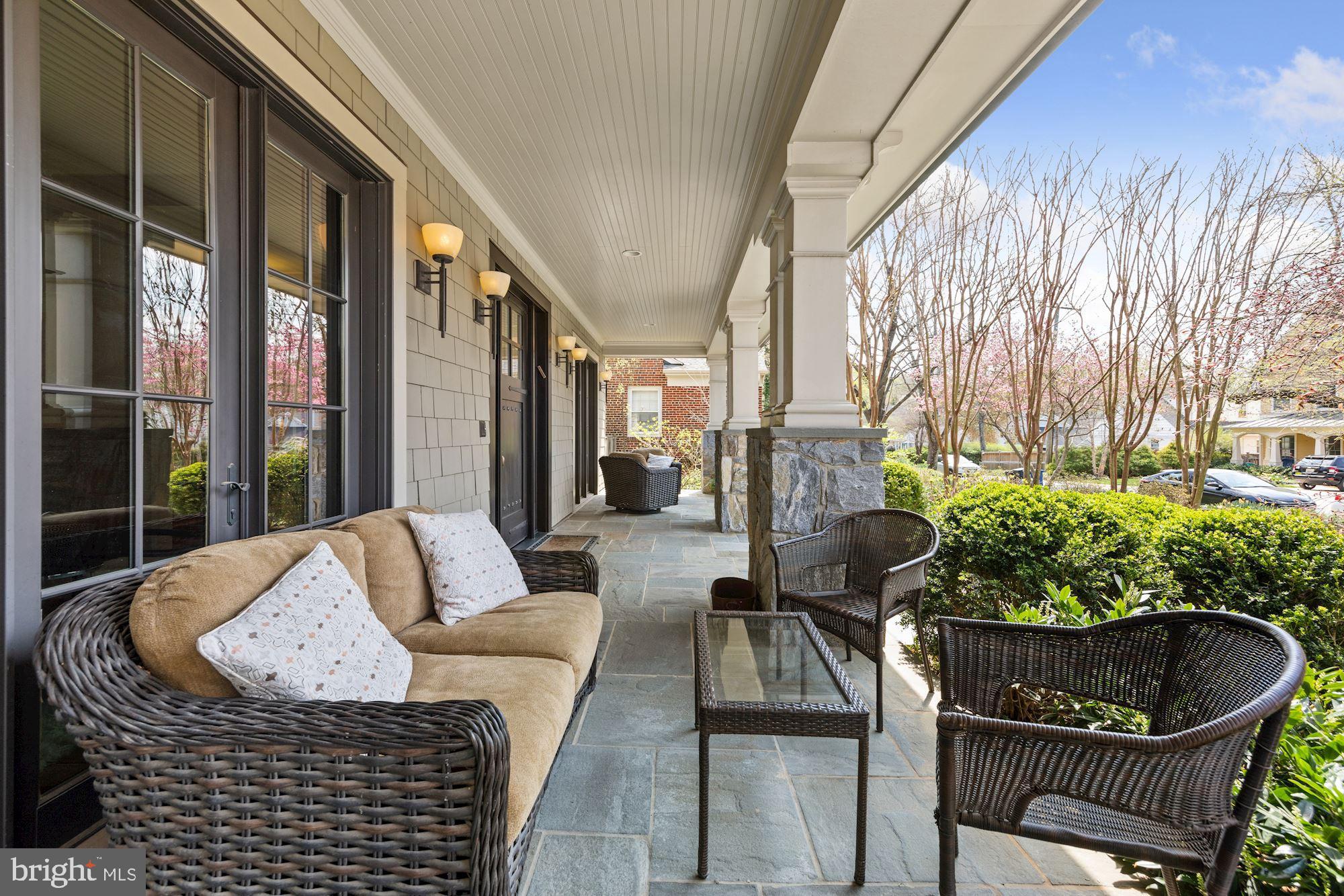 HILLMEAD - Residential