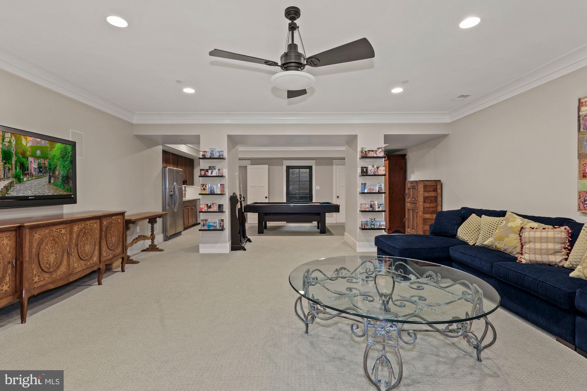 HILLMEAD - Residential