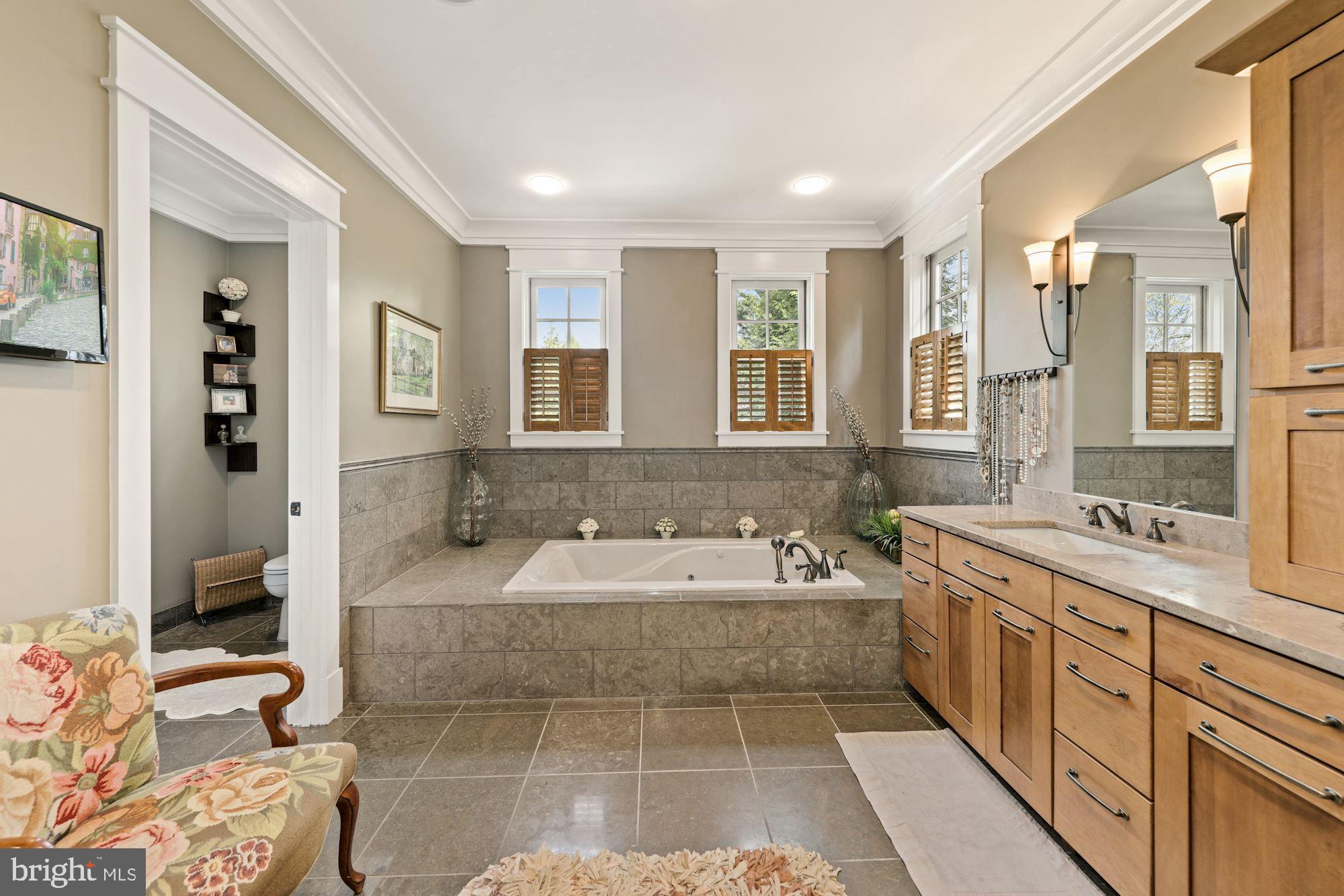 HILLMEAD - Residential