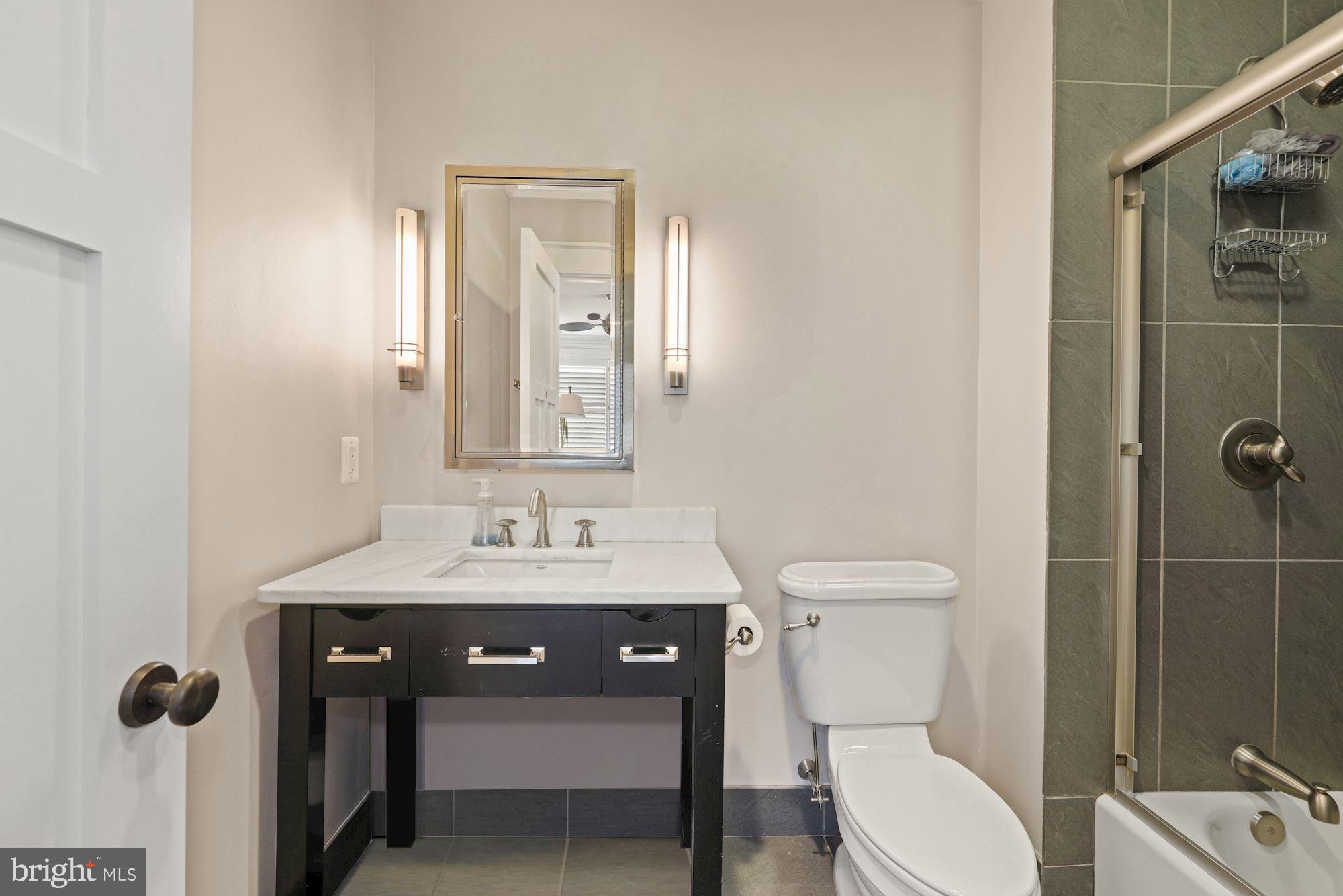 HILLMEAD - Residential