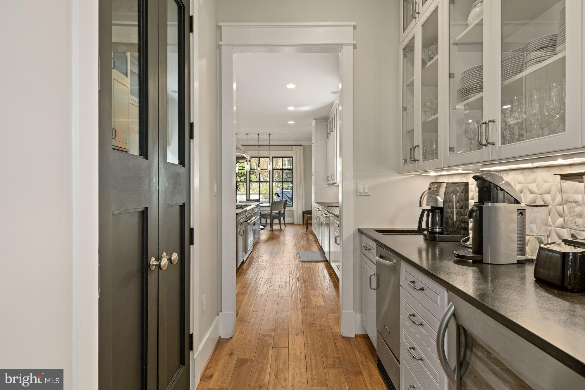 HILLMEAD - Residential