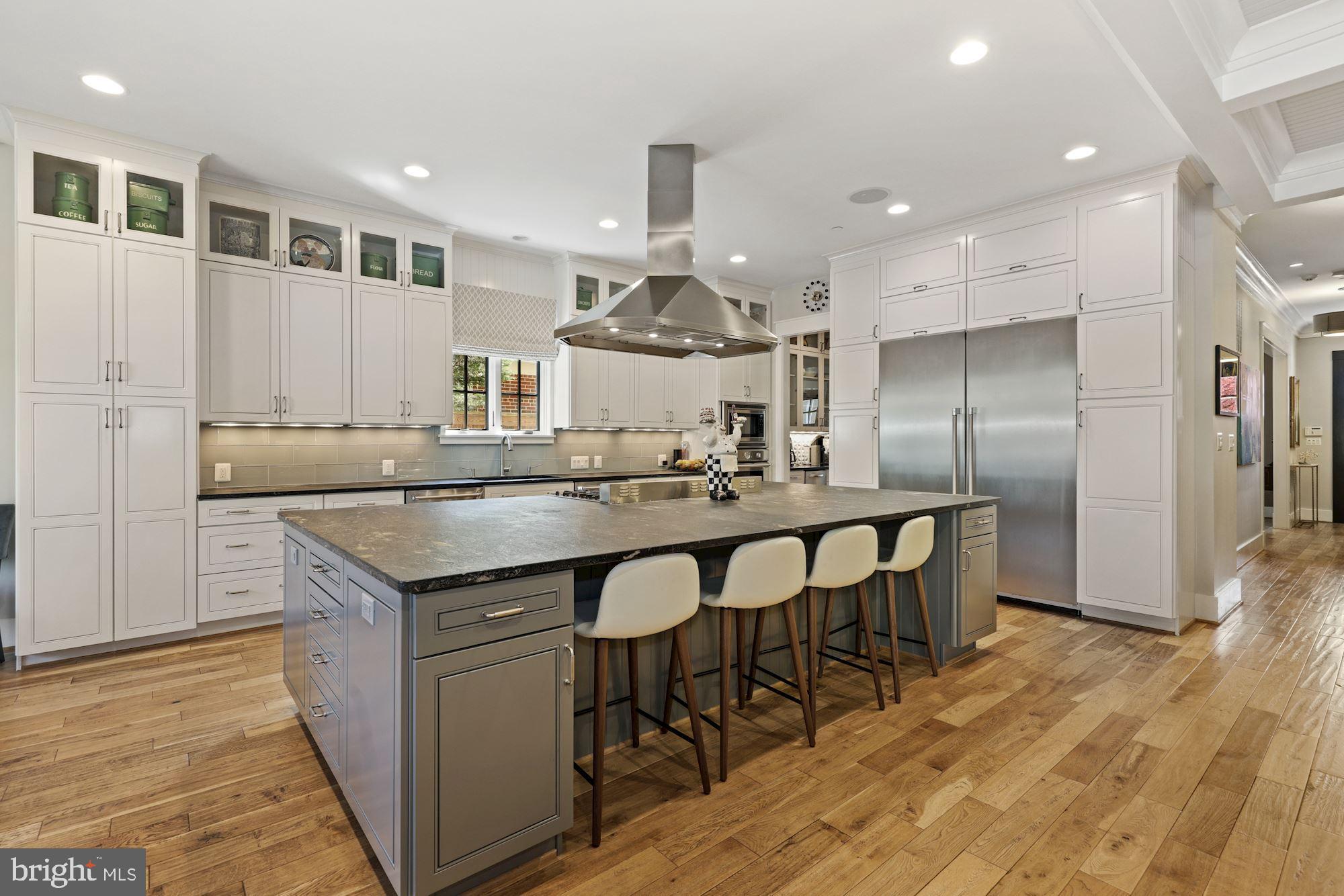 HILLMEAD - Residential