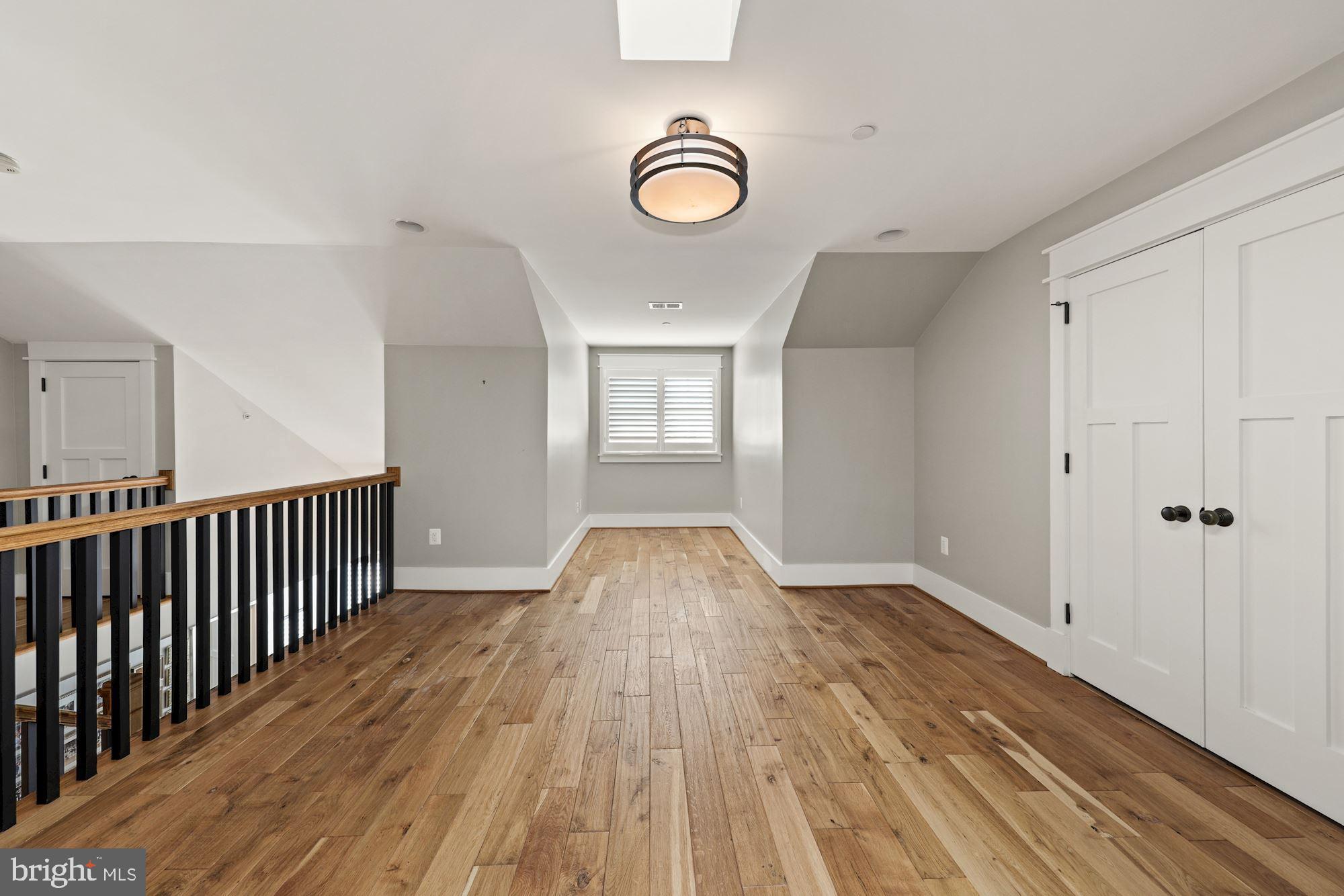 HILLMEAD - Residential