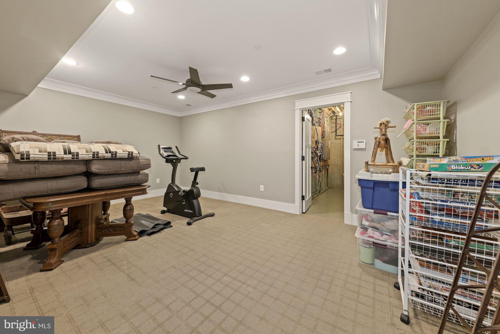 HILLMEAD - Residential