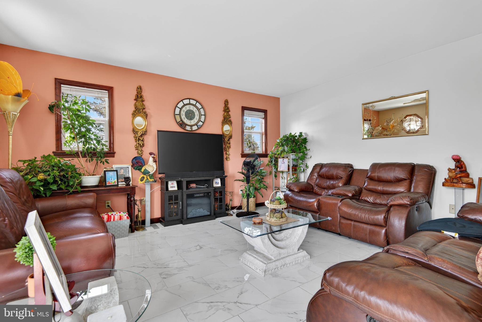 LANCASTER - Residential