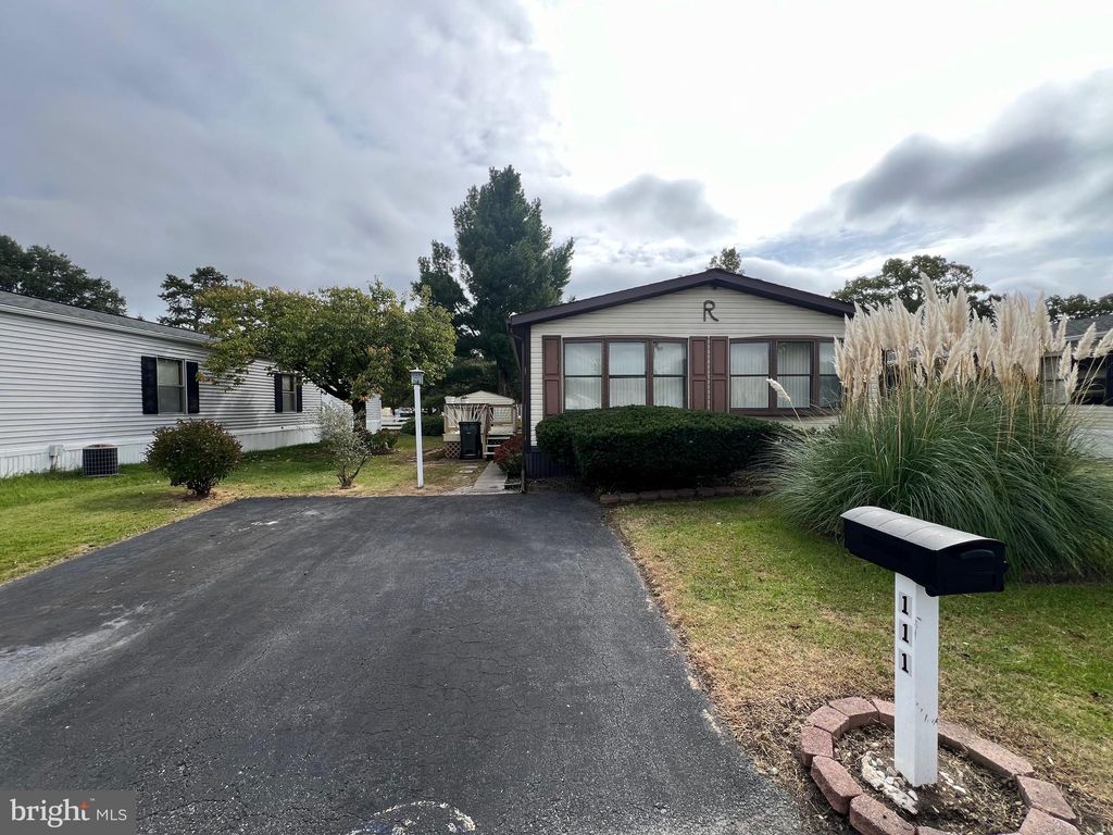 Photo of 111 Lariat Rd, BALTIMORE, MD 21220 (MLS # MDBC2142914)