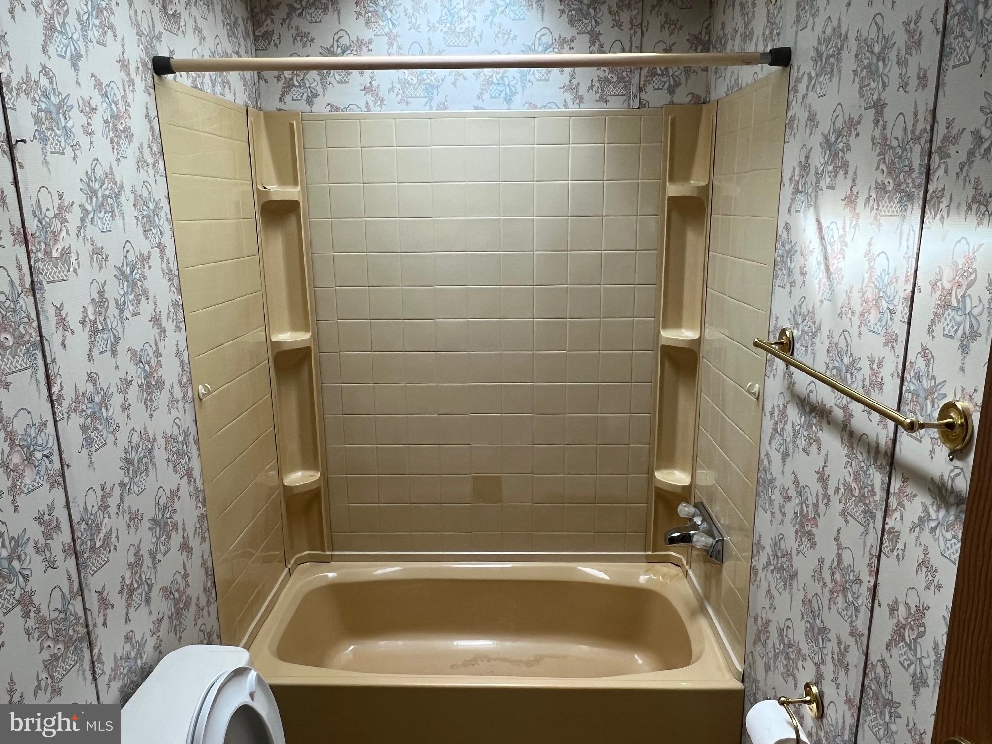 WILLIAMS ESTATES - Residential