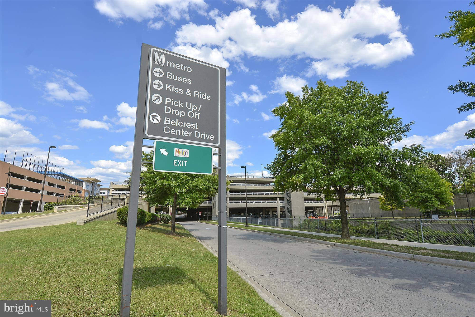 MICHIGAN PARK HILLS - Residential