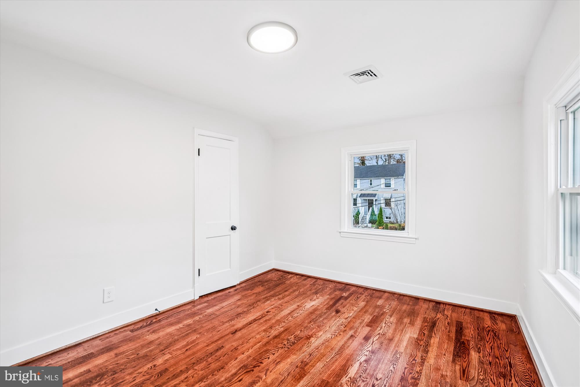 MICHIGAN PARK HILLS - Residential