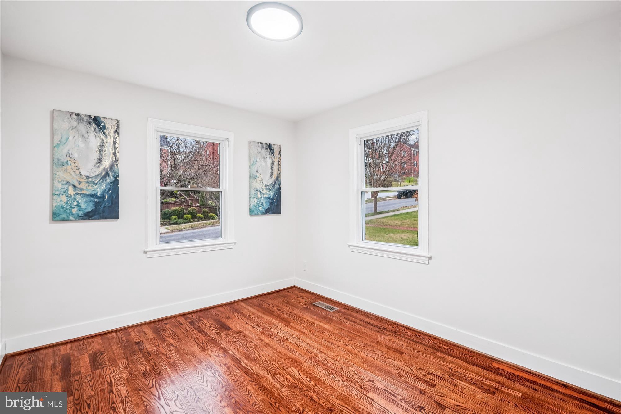 MICHIGAN PARK HILLS - Residential