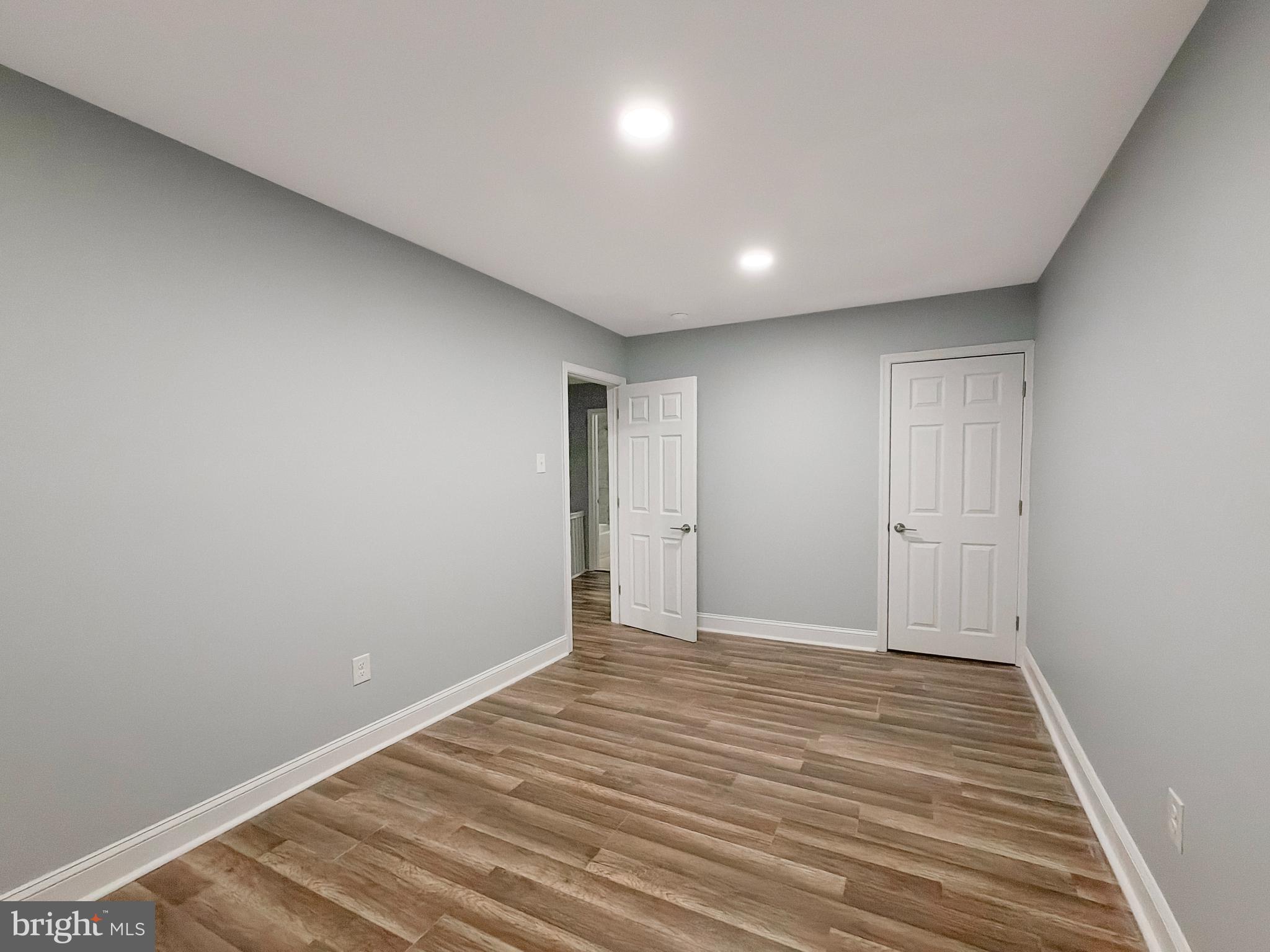 GERMANTOWN (EAST) - Residential