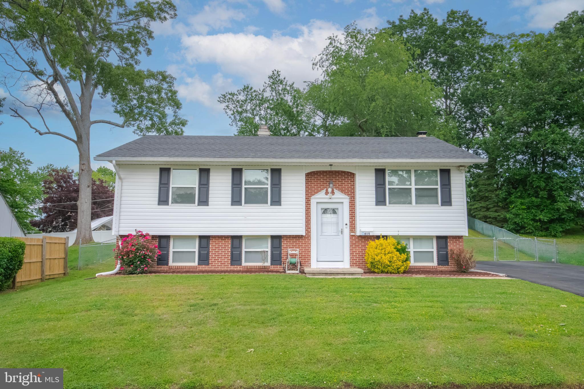 EDGE MEAD - Residential