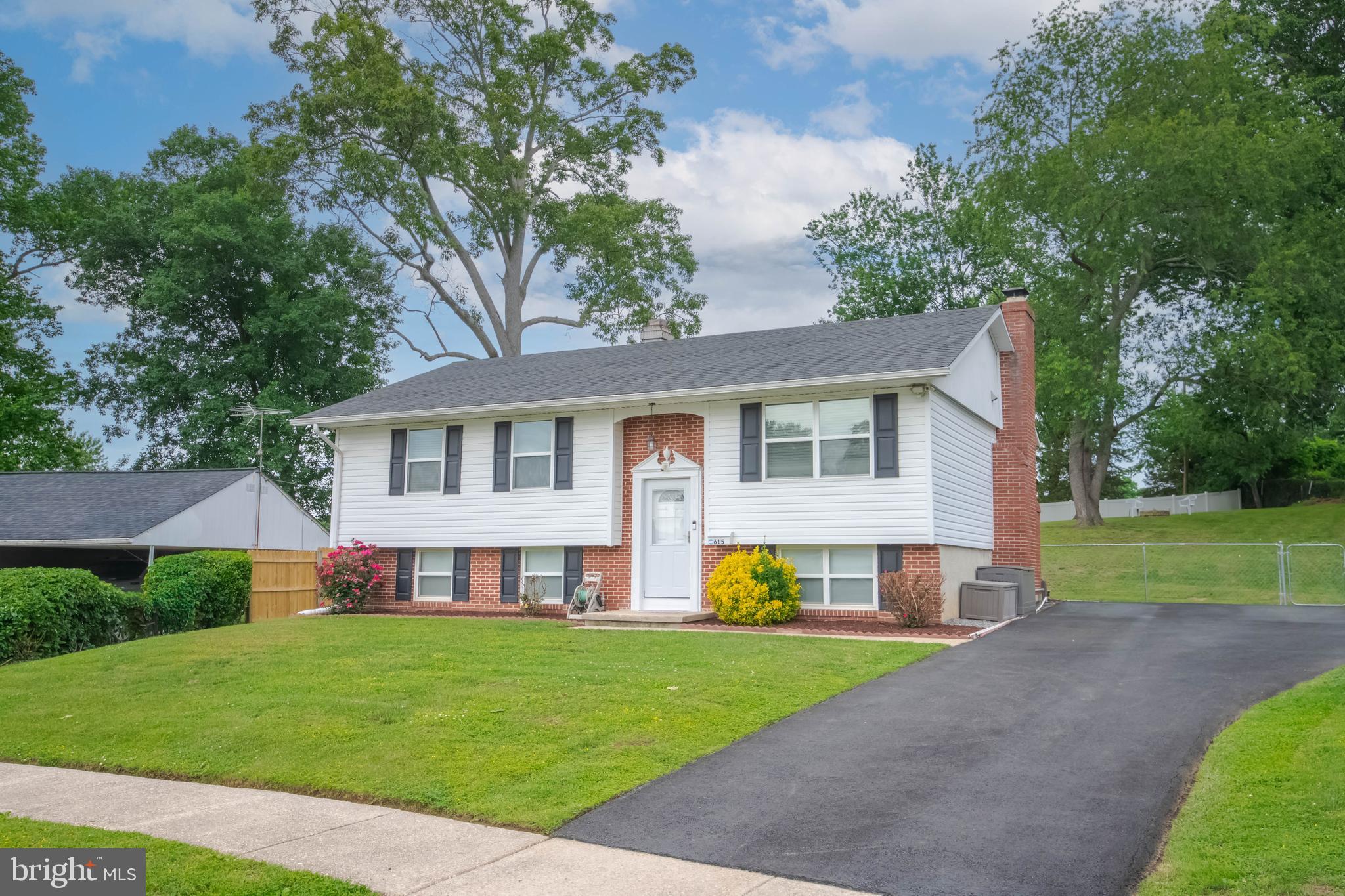EDGE MEAD - Residential