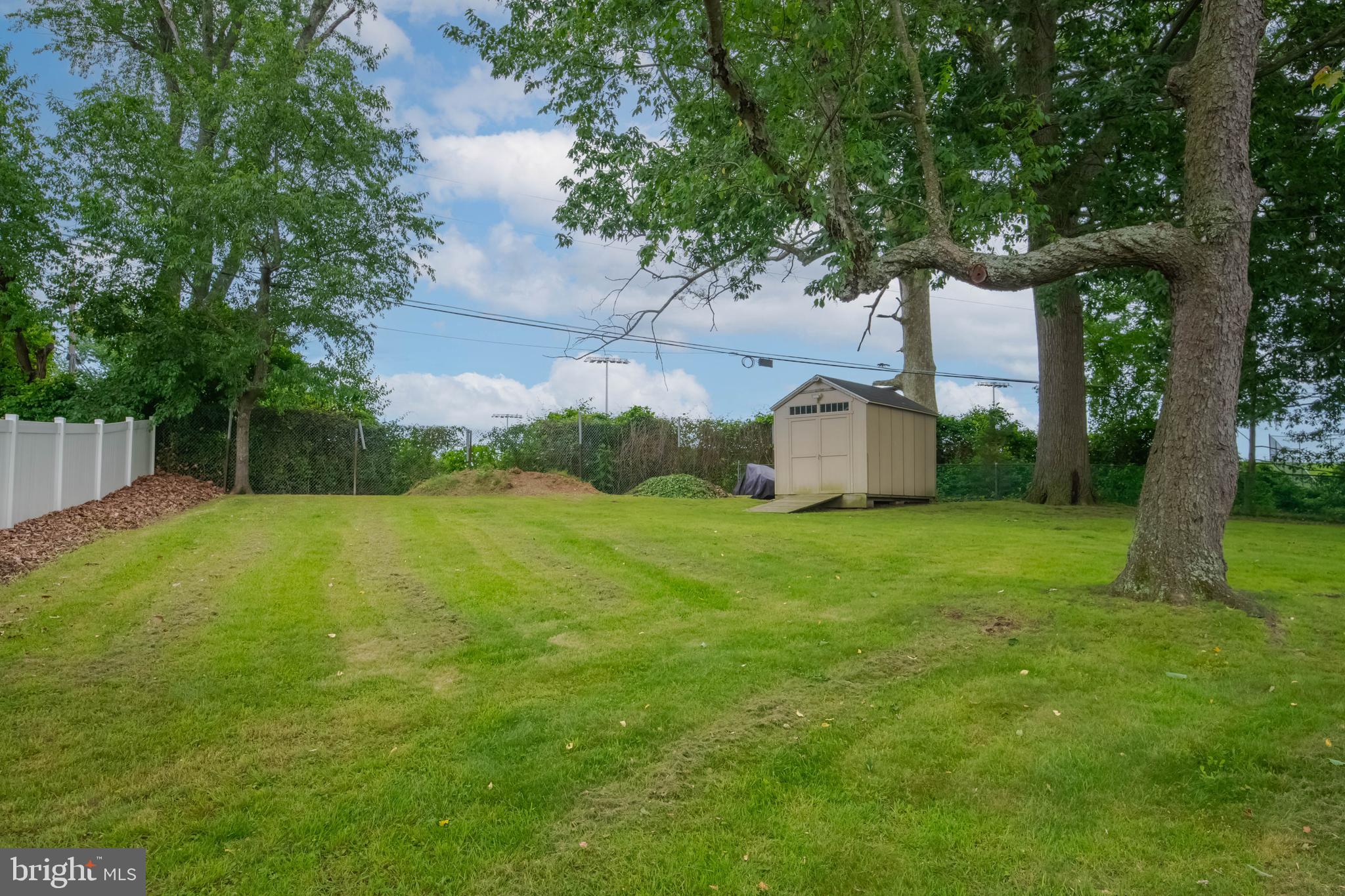 EDGE MEAD - Residential