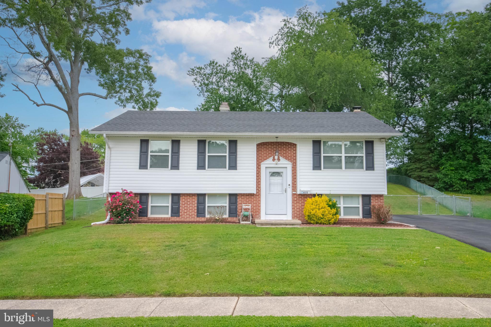 EDGE MEAD - Residential
