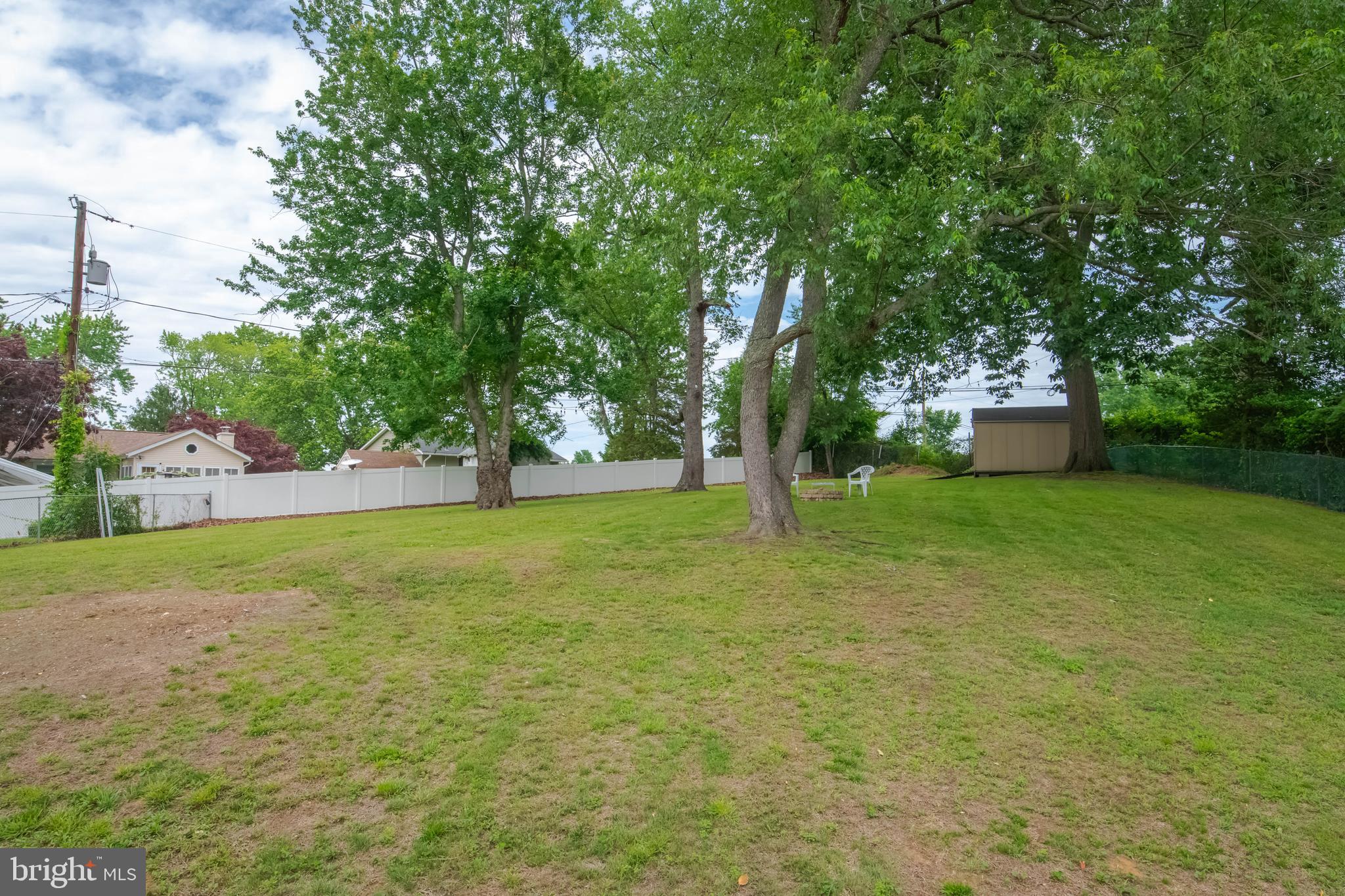 EDGE MEAD - Residential