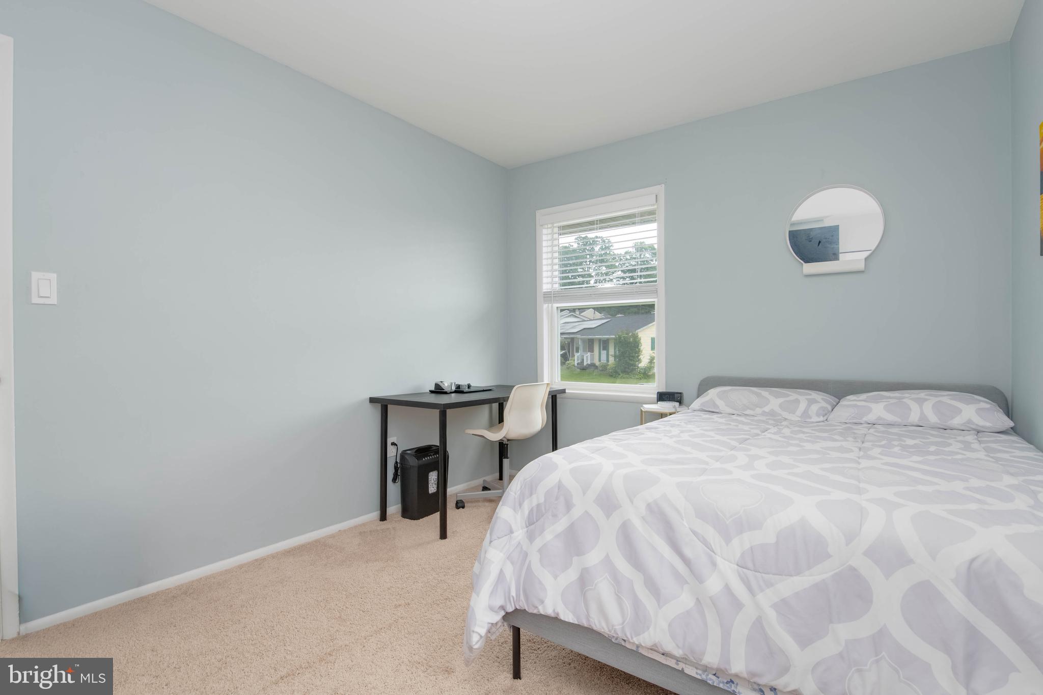 EDGE MEAD - Residential