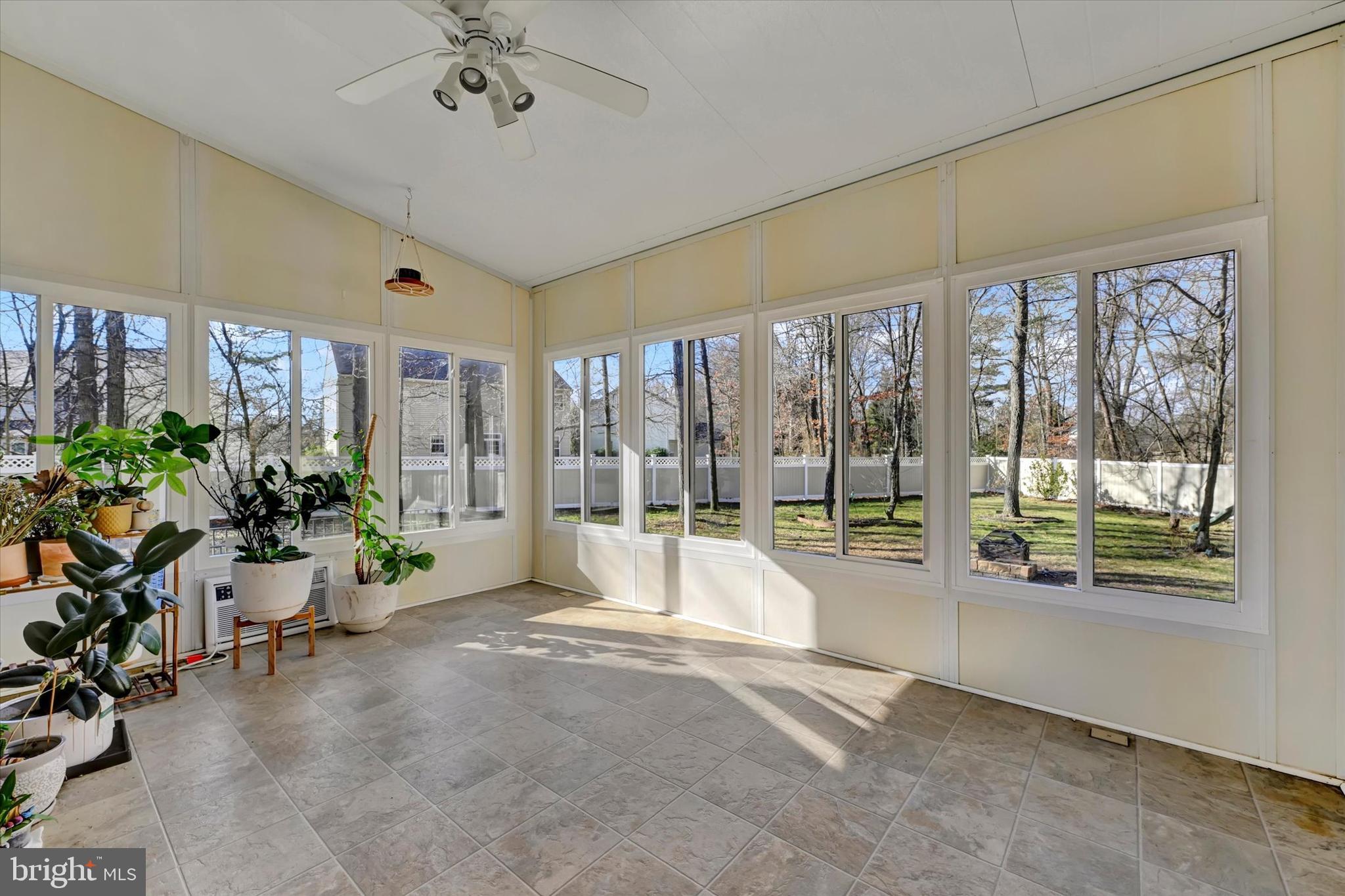 CHAPMAN FARM AT CROFTON - Residential