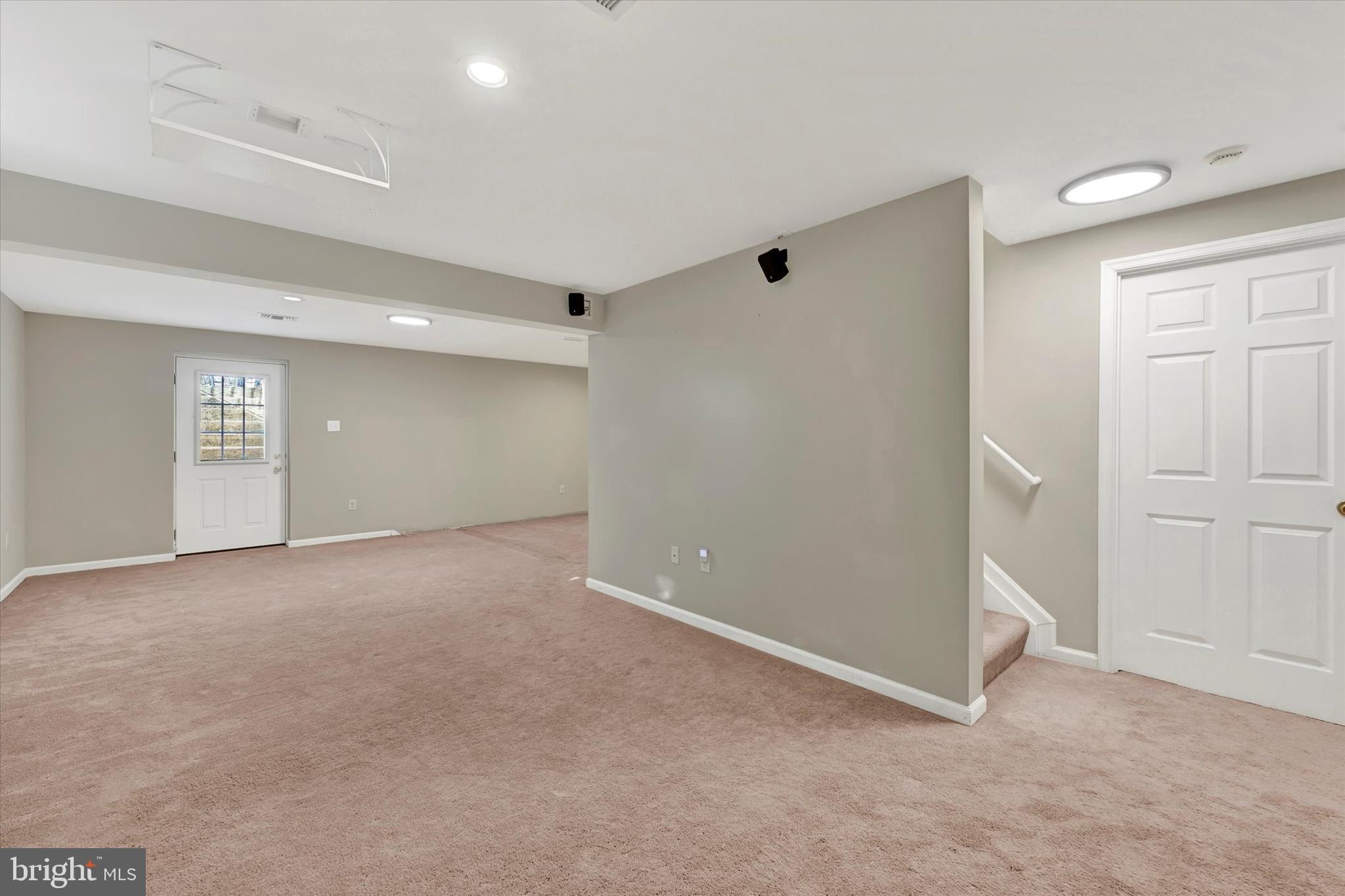 CHAPMAN FARM AT CROFTON - Residential